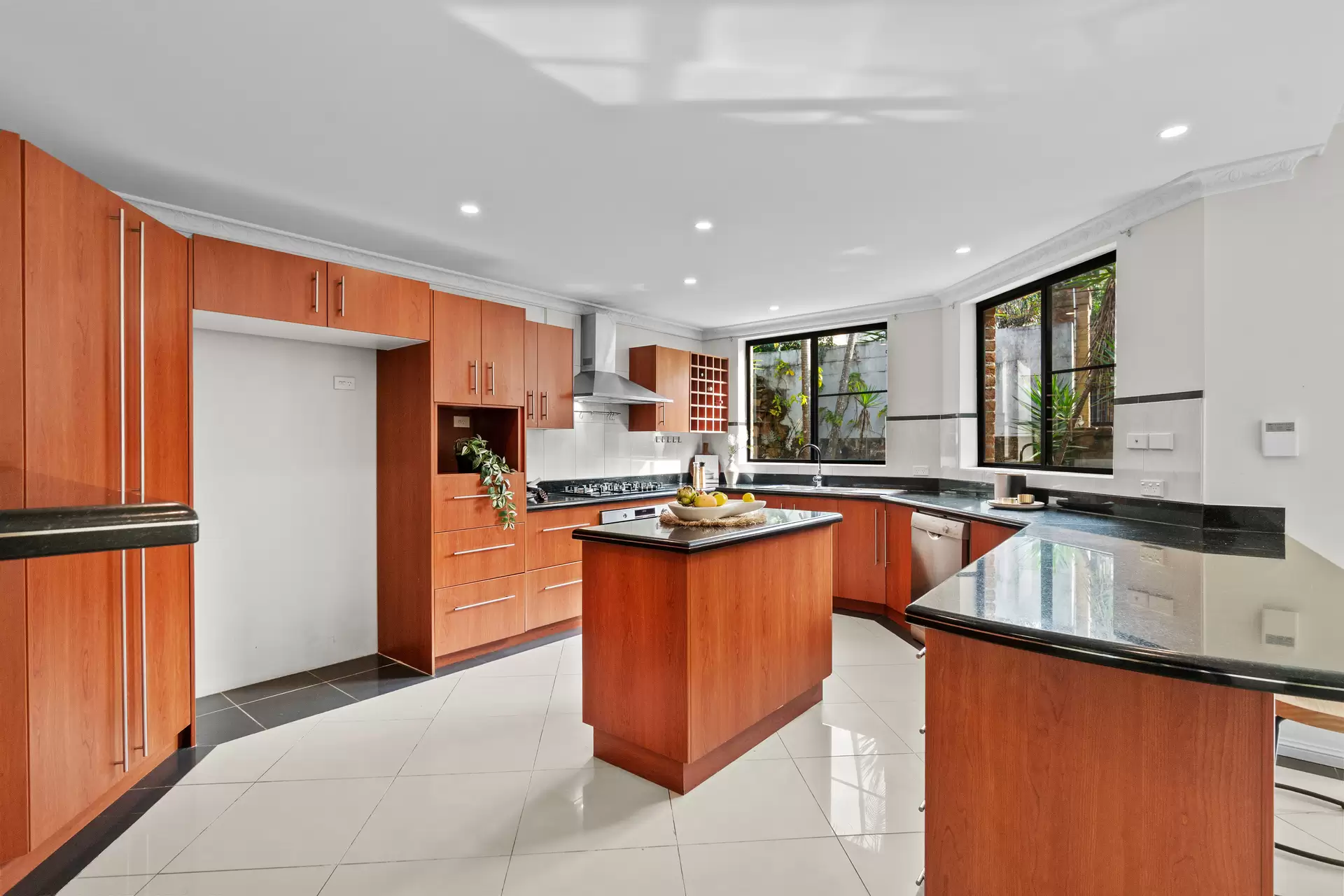 6 Cedar Grove, Frenchs Forest Sold by The Marshall Group - image 8