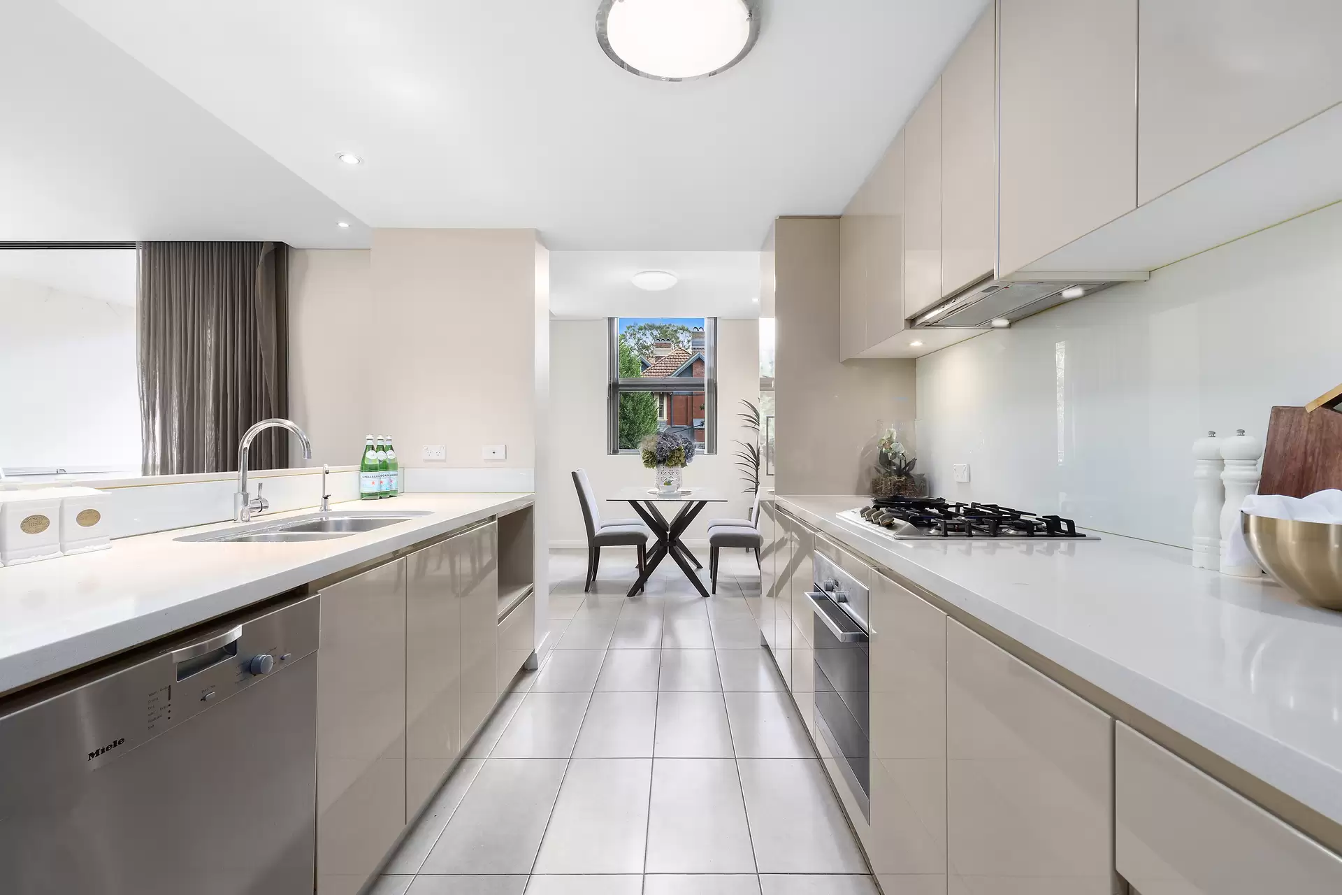 31/2-6 Clydesdale Place, Pymble Sold by The Marshall Group - image 2