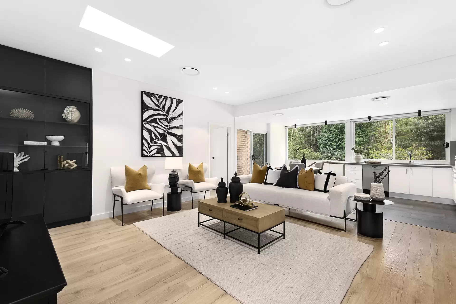 25 Kamilaroy Road, West Pymble Sold by The Marshall Group - image 2