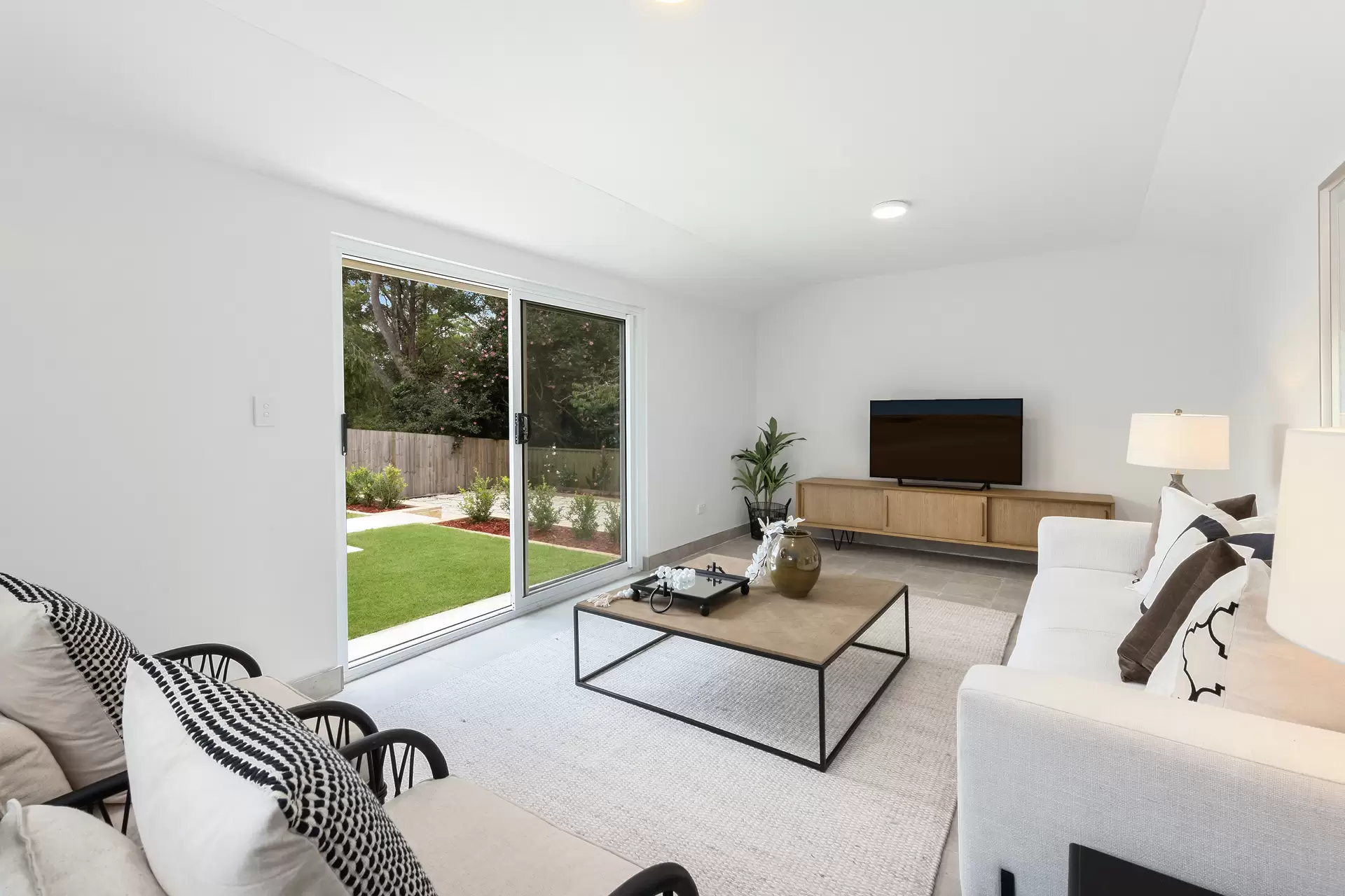 25 Kamilaroy Road, West Pymble Sold by The Marshall Group - image 5