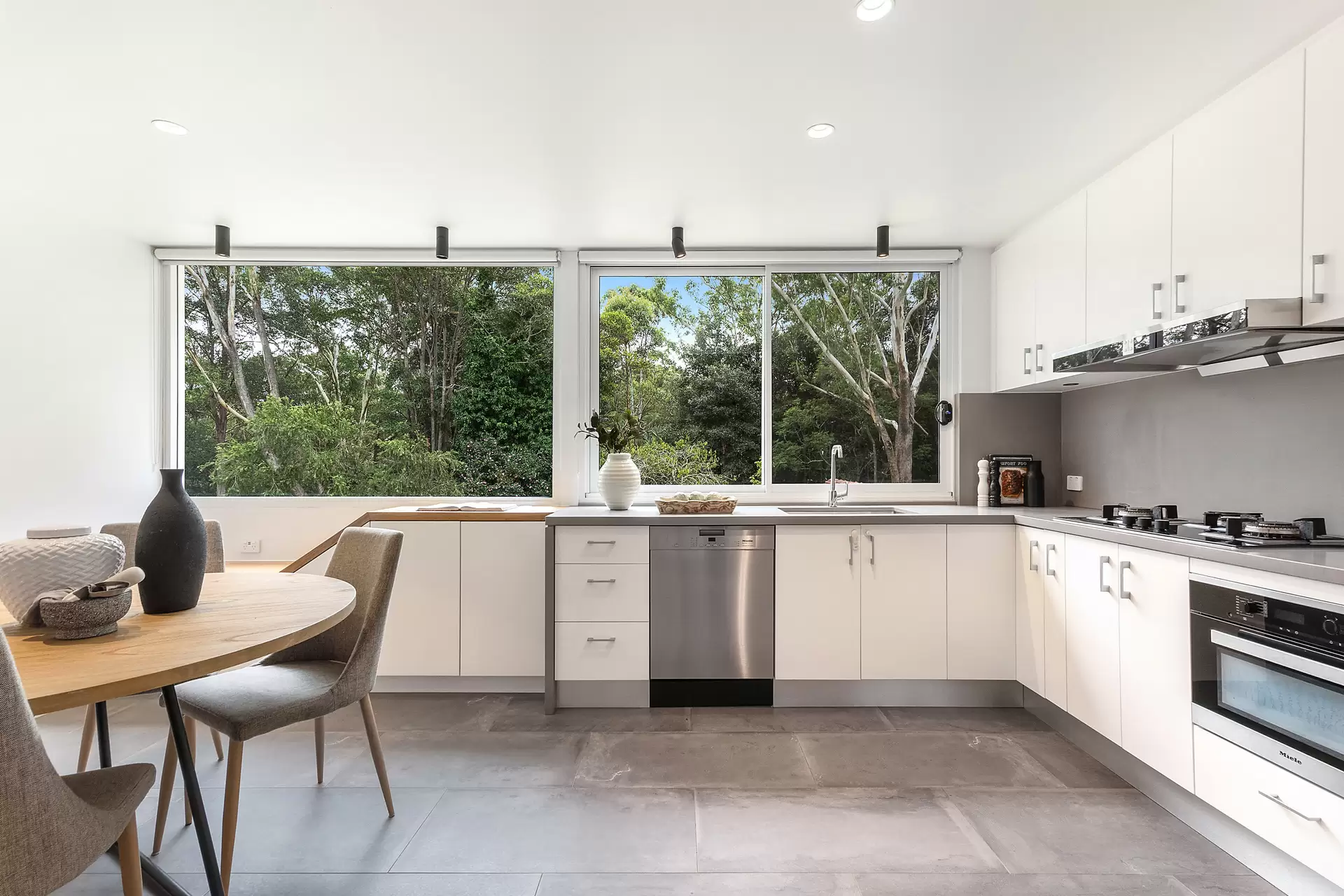 25 Kamilaroy Road, West Pymble Sold by The Marshall Group - image 4