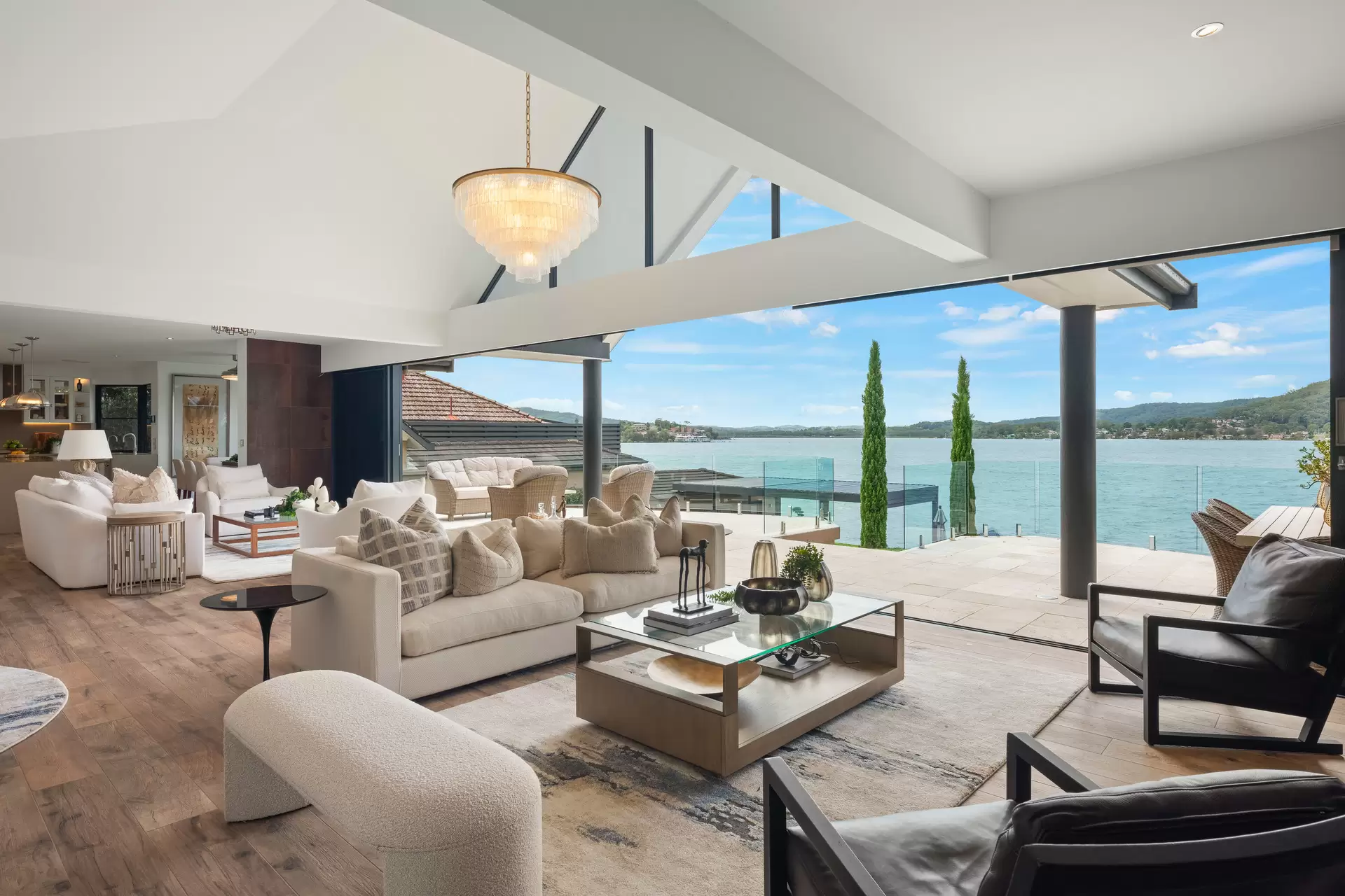 1 Albany Street, Point Frederick Sold by The Marshall Group - image 4