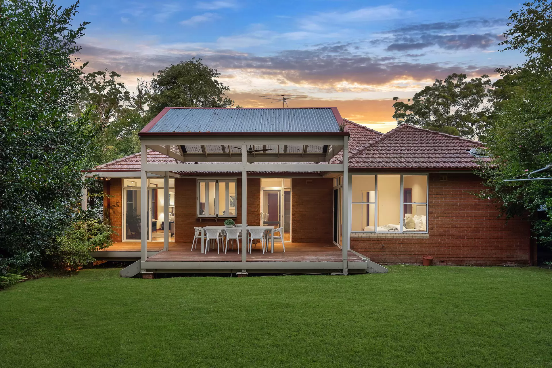 16 Binalong Street, West Pymble Sold by The Marshall Group - image 3