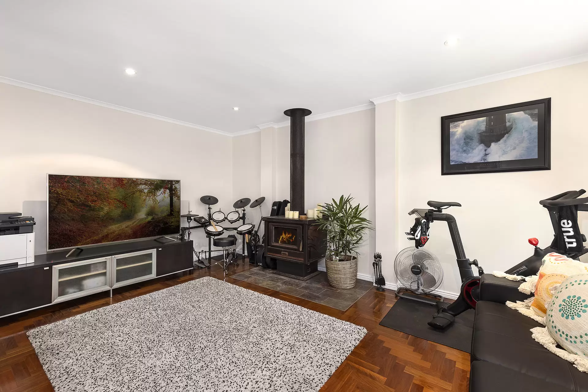 12 Larnock Avenue, Pymble Sold by The Marshall Group - image 3