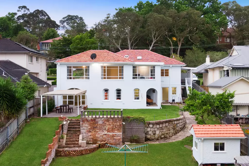 39 Waugoola Street, Gordon Sold by The Marshall Group