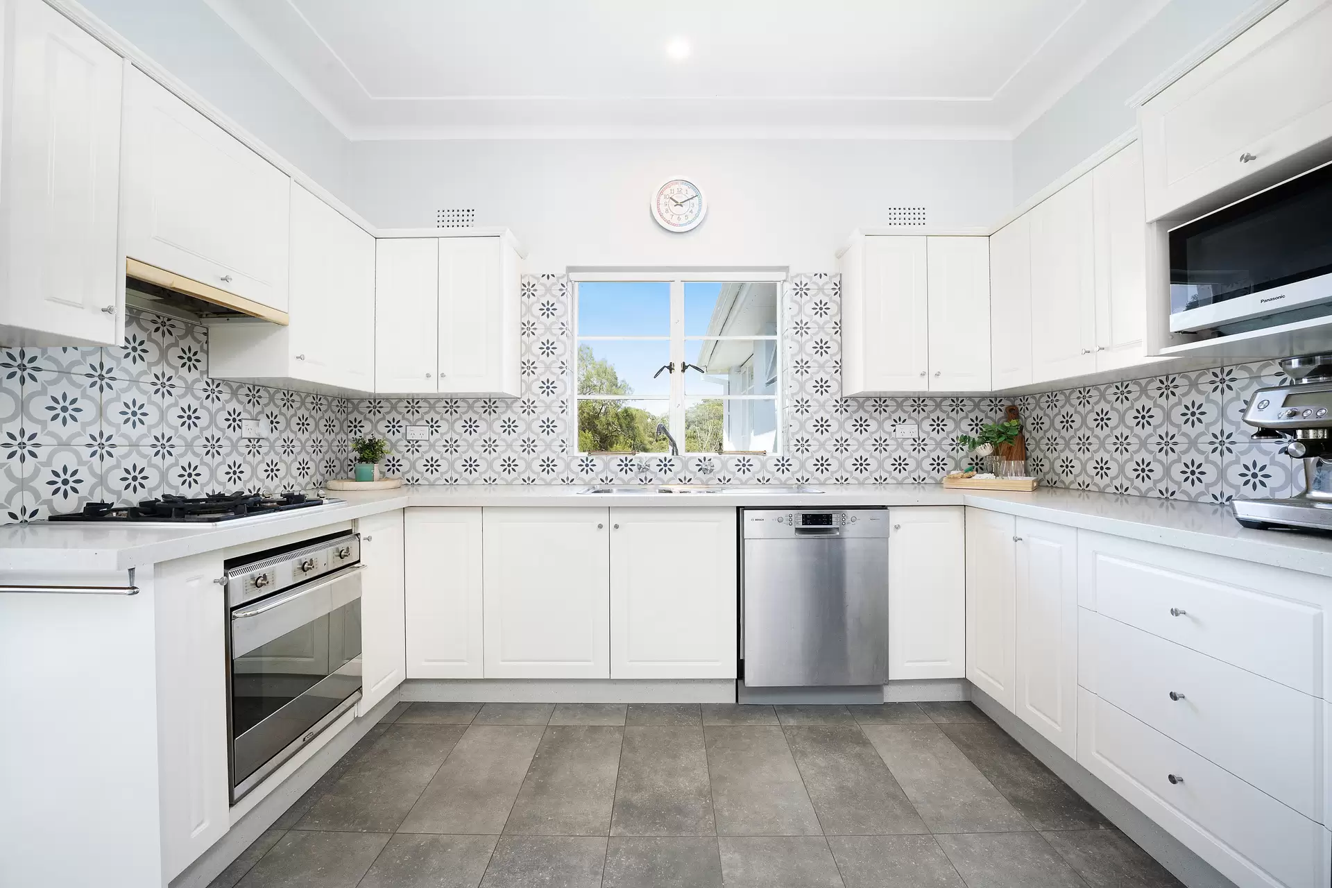 39 Waugoola Street, Gordon Sold by The Marshall Group - image 3