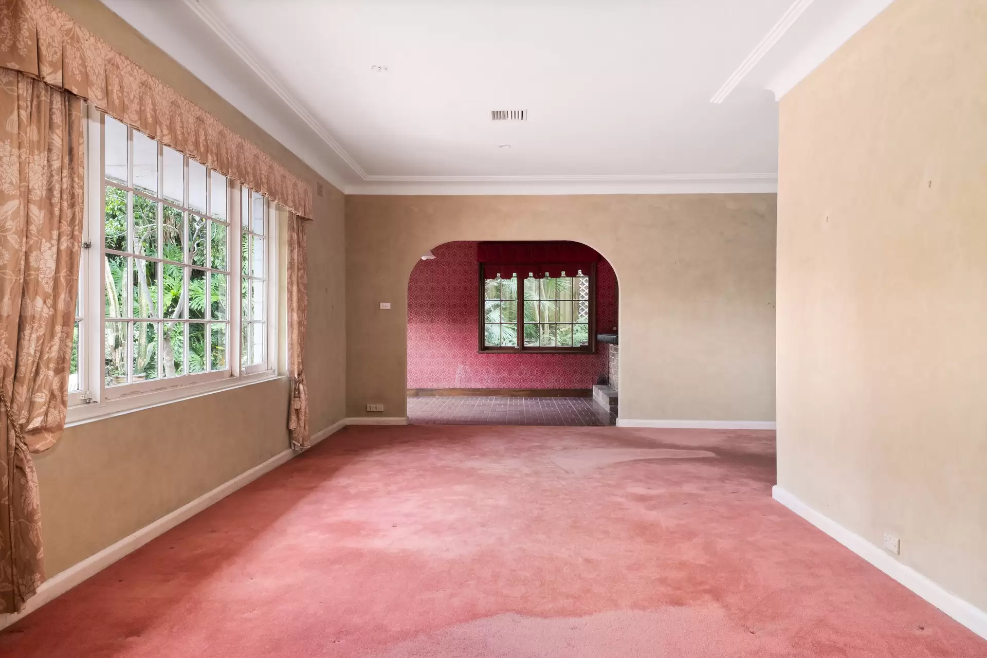 132 Bannockburn Road, Turramurra Sold by The Marshall Group - image 2