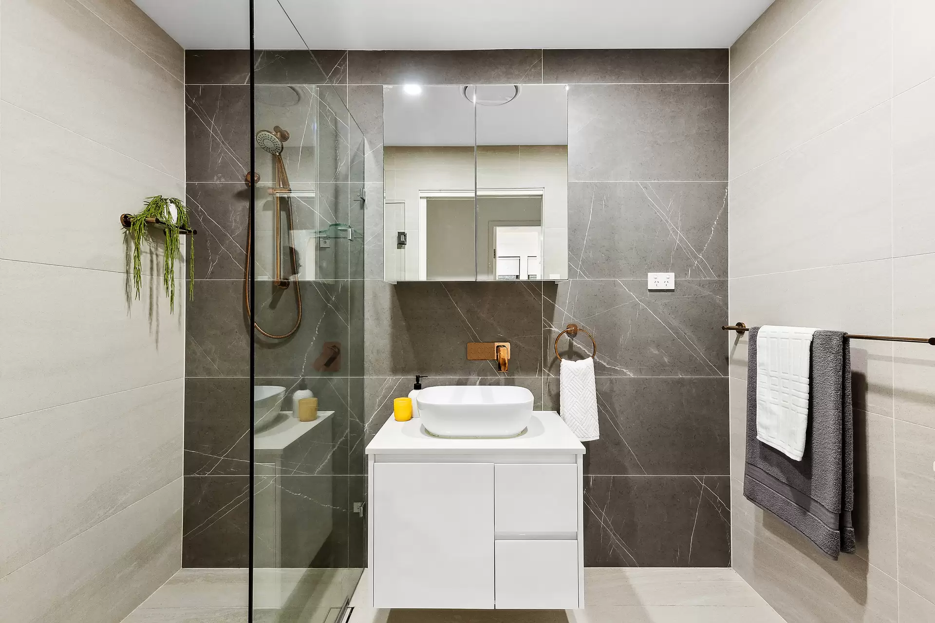 107/2-6 Pearson Avenue, Gordon Sold by The Marshall Group - image 3