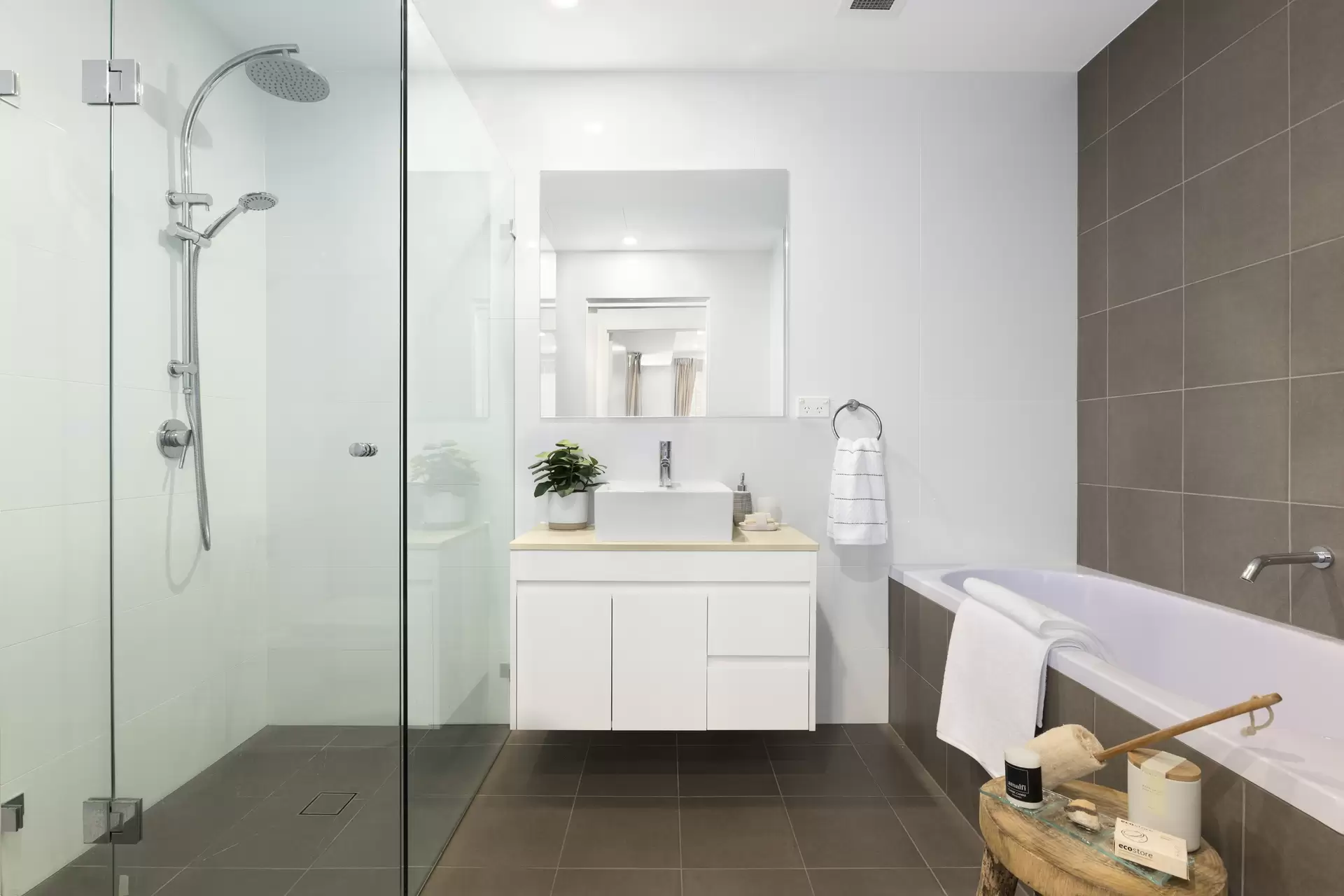 101/28-32 Dumaresq Street, Gordon Sold by The Marshall Group - image 5