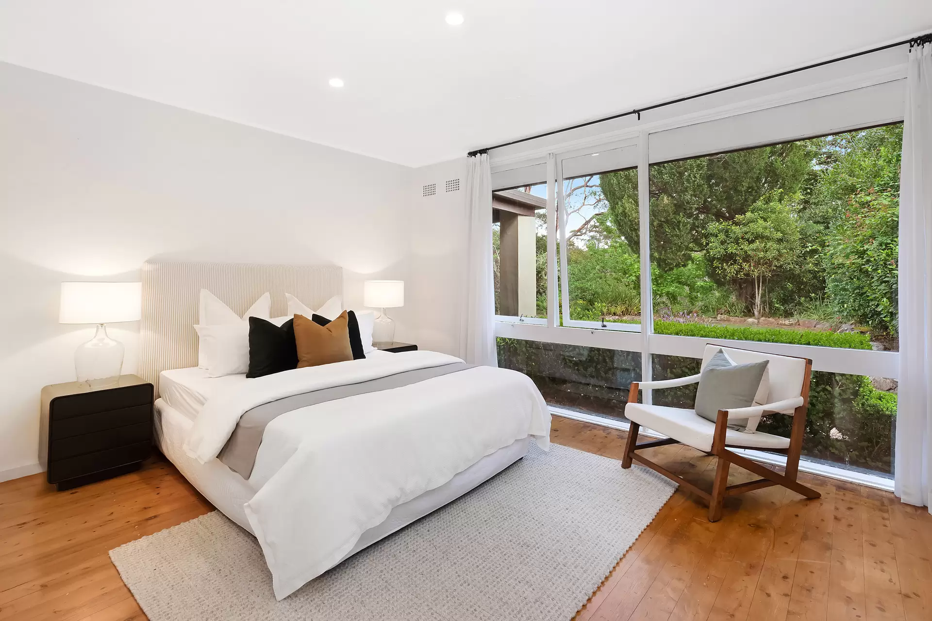 16 Ramsay Avenue, West Pymble Sold by The Marshall Group - image 4