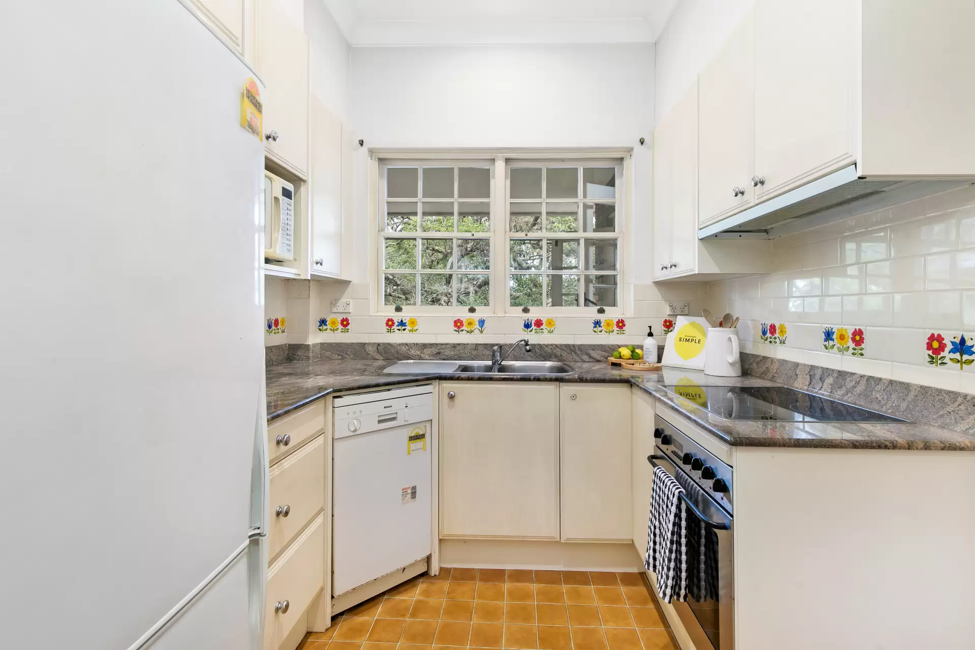 13/6 Coonanbarra Road, Wahroonga Sold by The Marshall Group - image 2