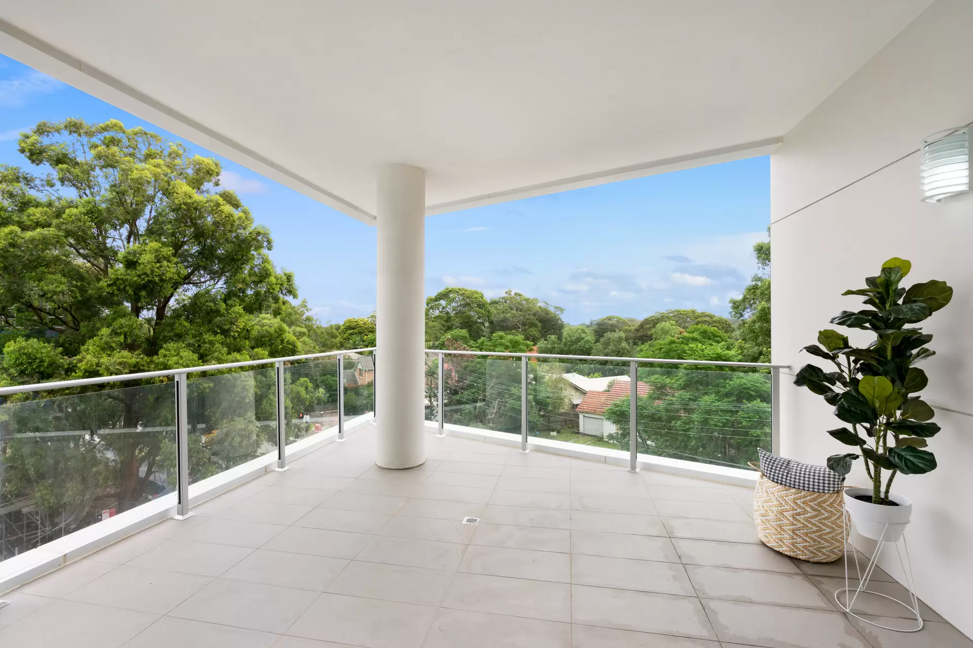 201/77 Ridge Street, Gordon Sold by The Marshall Group - image 3