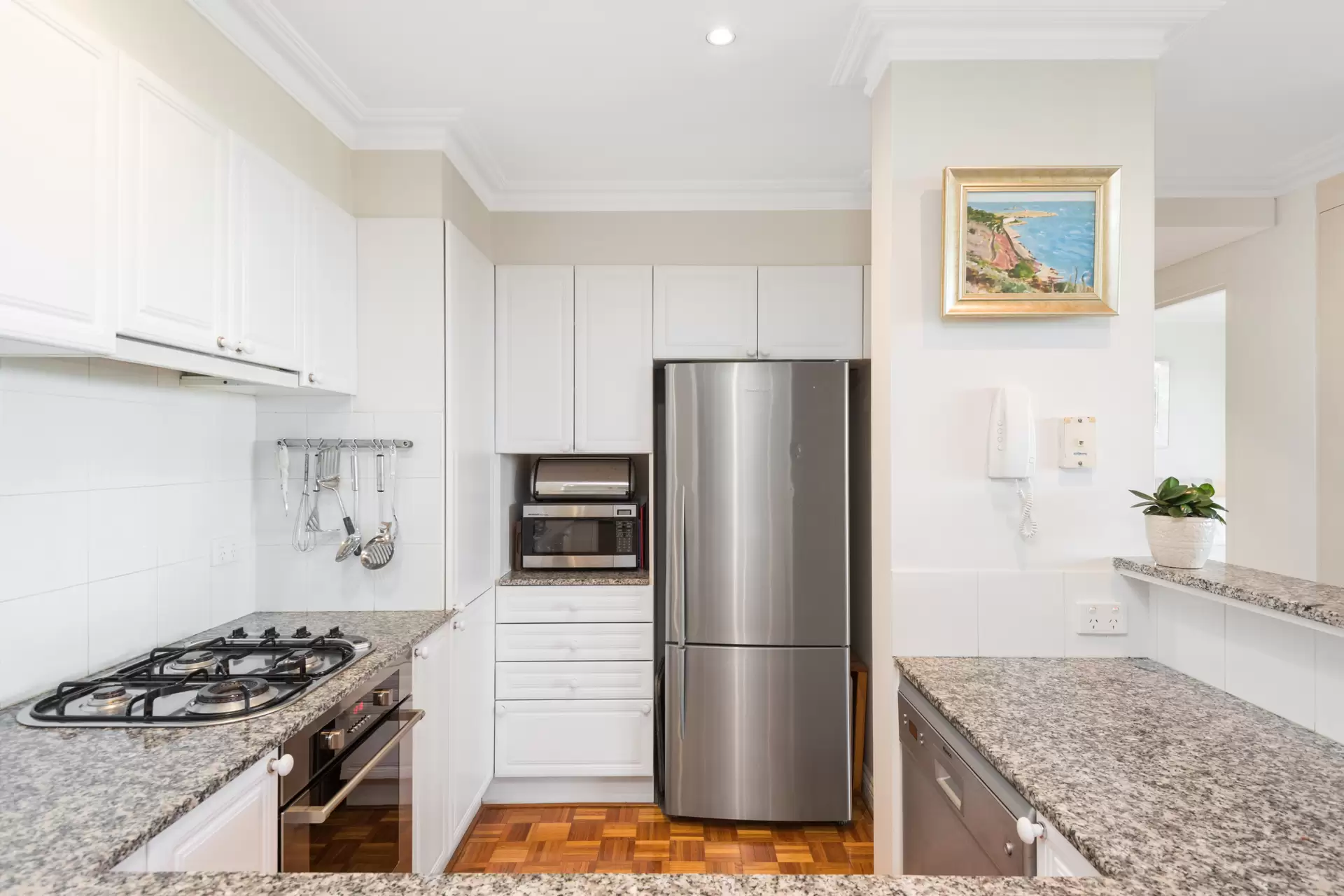 303/9 Everton Street, Pymble Sold by The Marshall Group - image 3