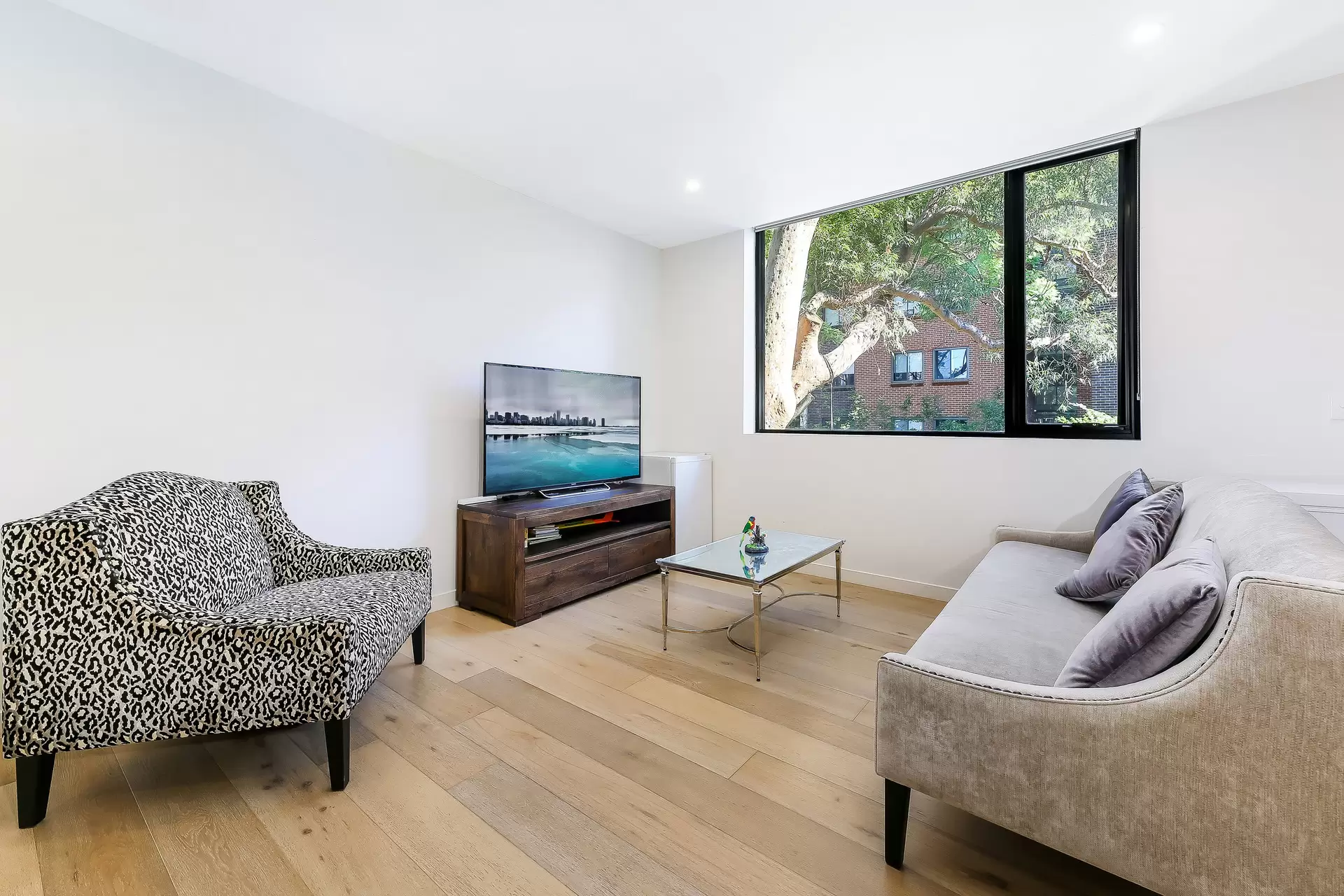 39/17-25 Boundary Street, Roseville Sold by The Marshall Group - image 5