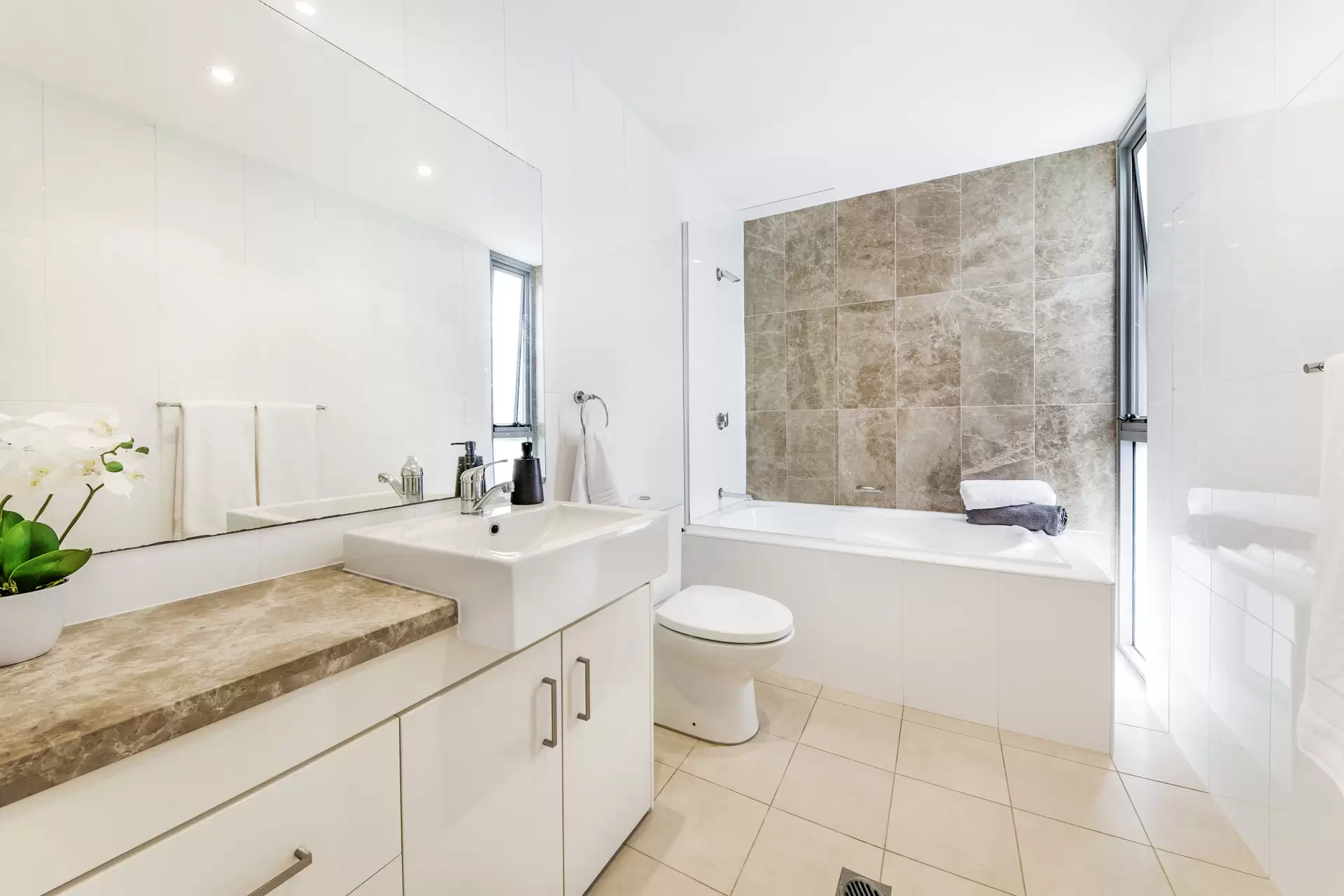 A403/1 Heydon Avenue, Warrawee Sold by The Marshall Group - image 6