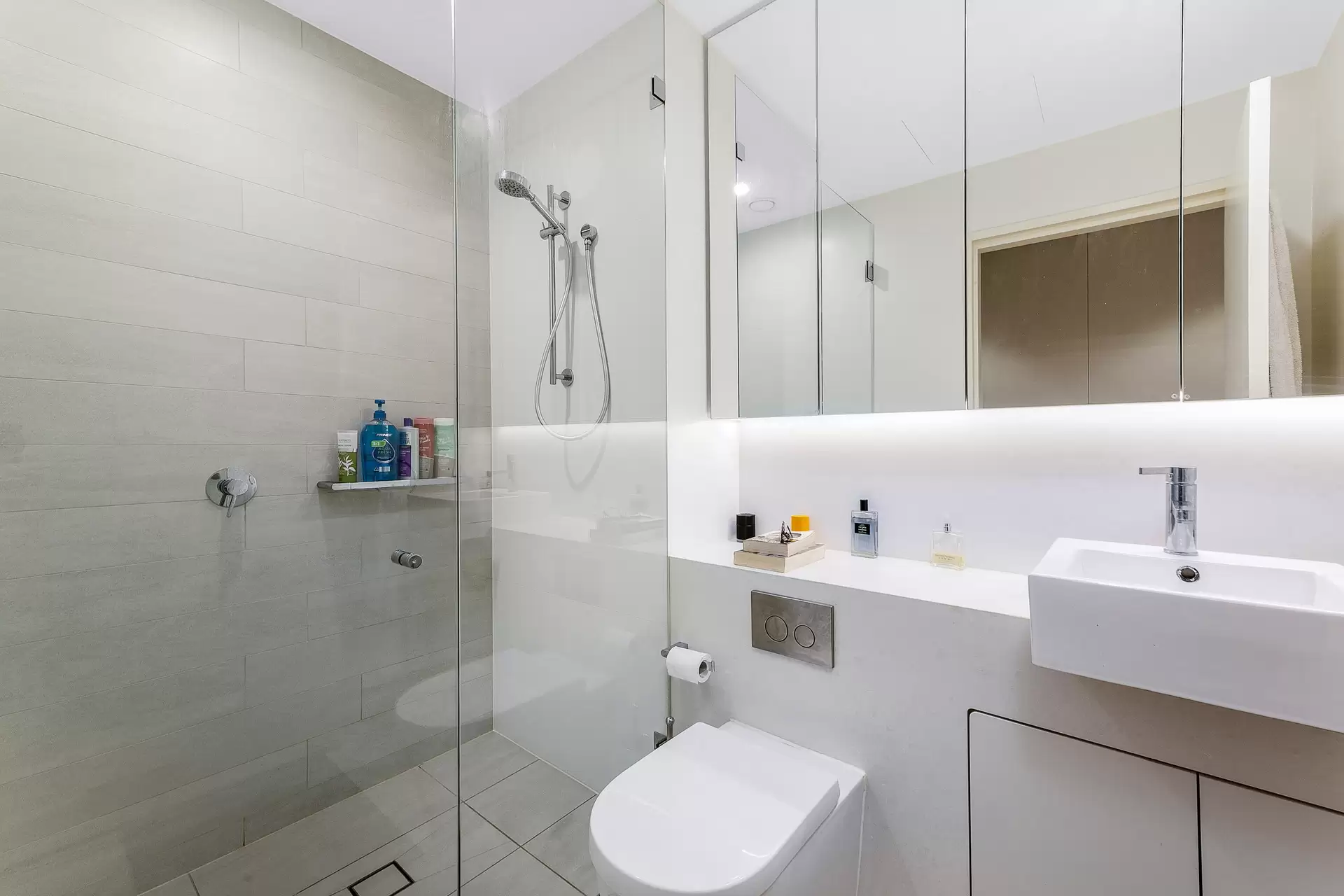 B806/1 Avon Road, Pymble Sold by The Marshall Group - image 4