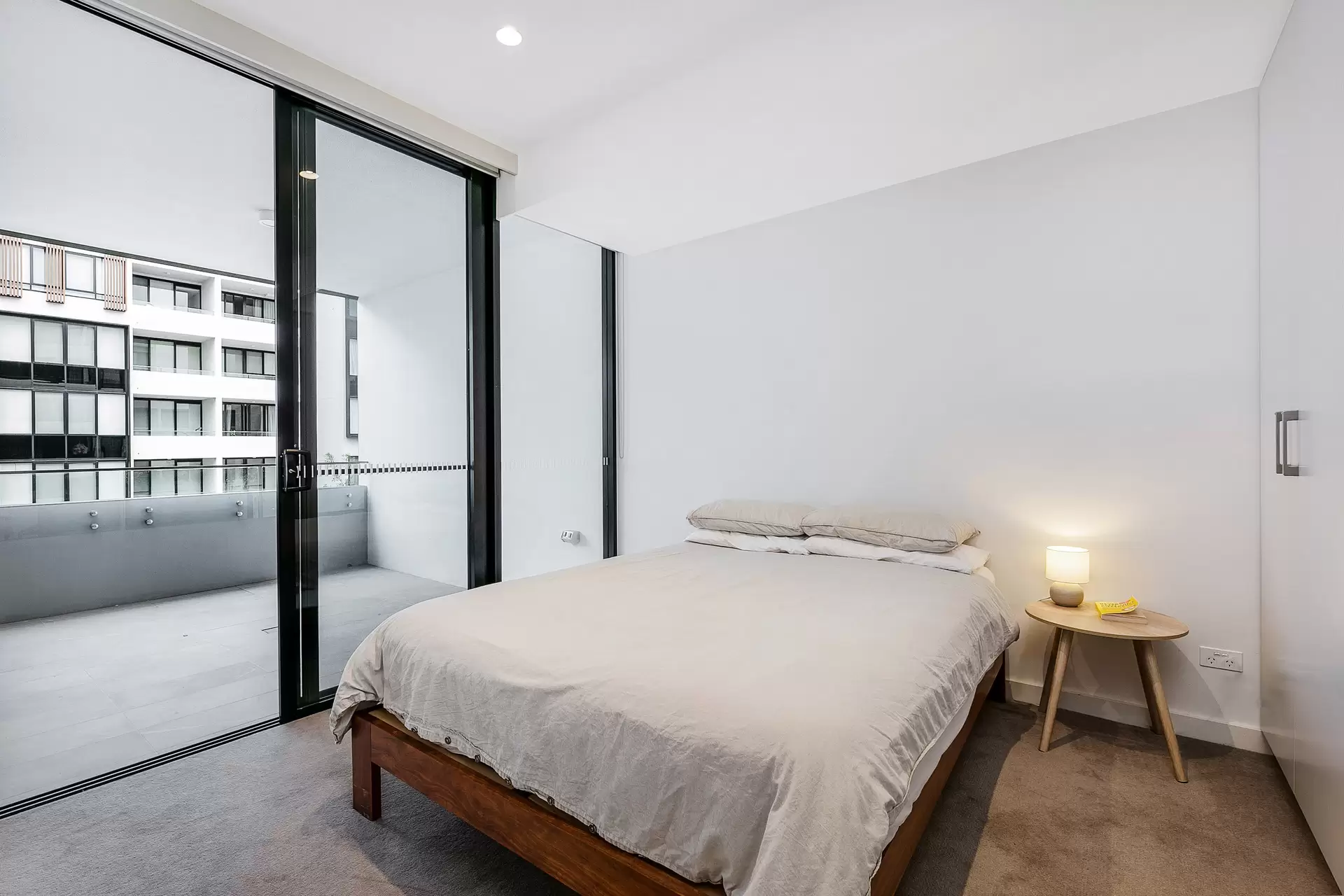 B806/1 Avon Road, Pymble Sold by The Marshall Group - image 3