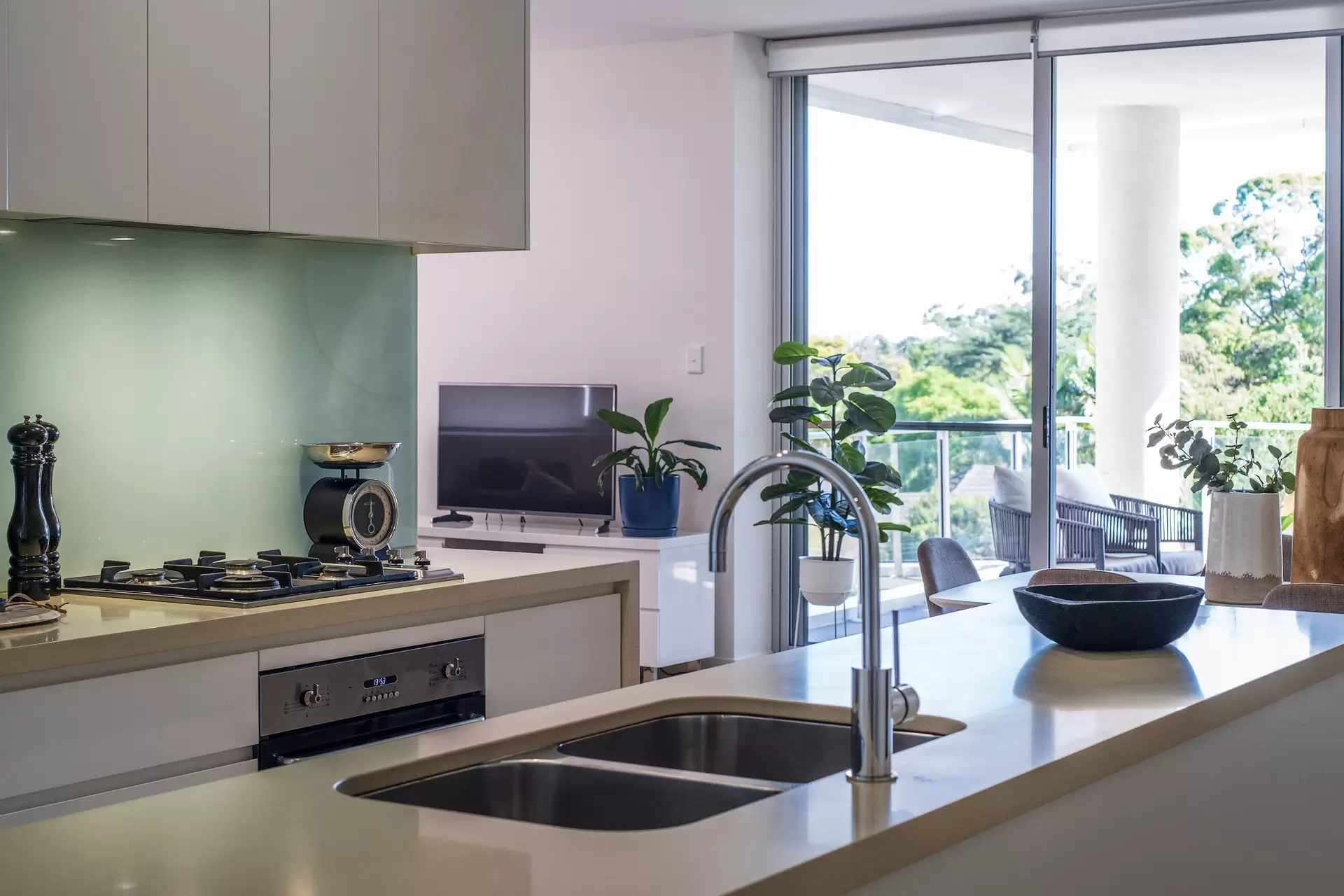 301/77 Ridge Street, Gordon Sold by The Marshall Group - image 4