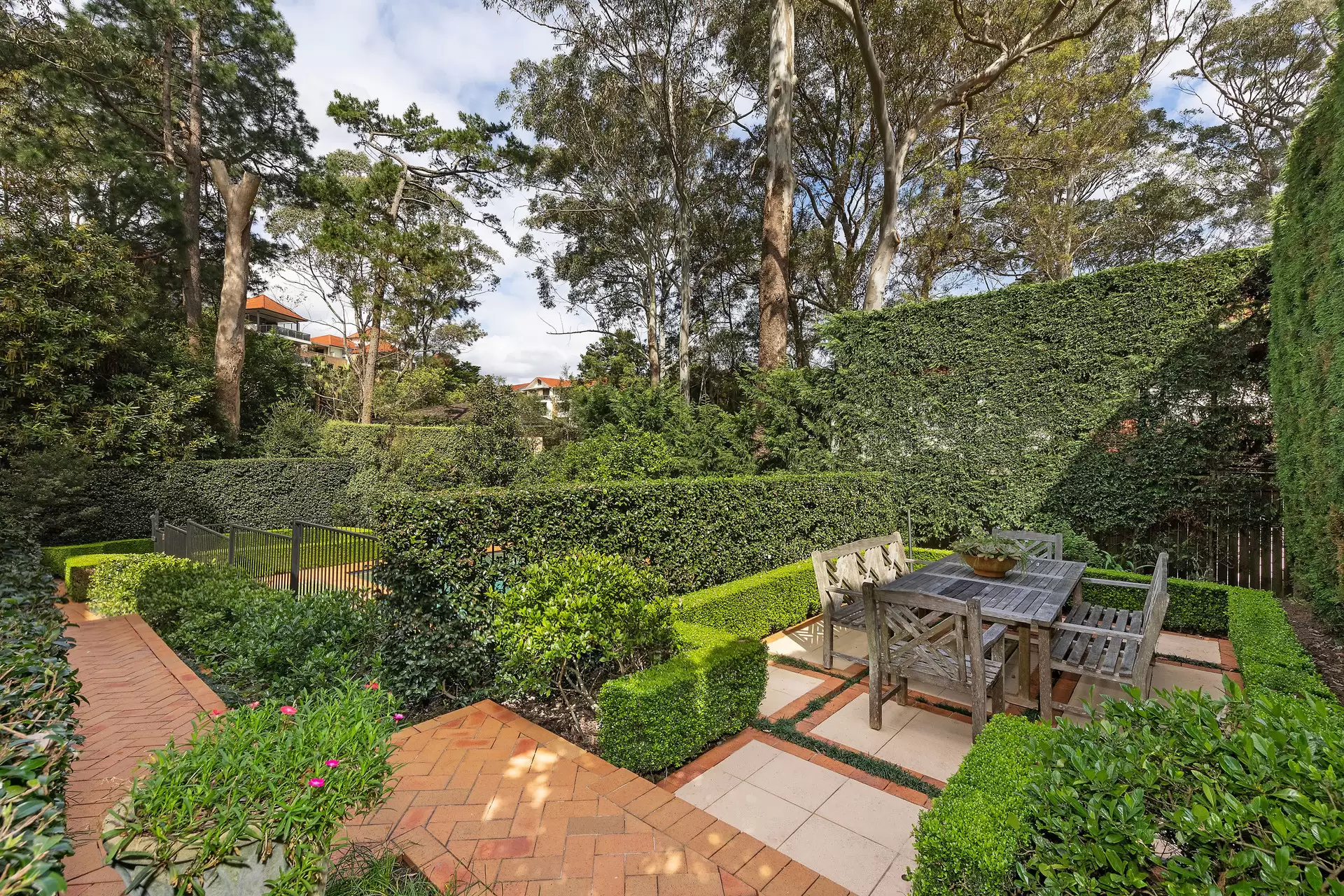 2B Munderah Street, Wahroonga Sold by The Marshall Group - image 9