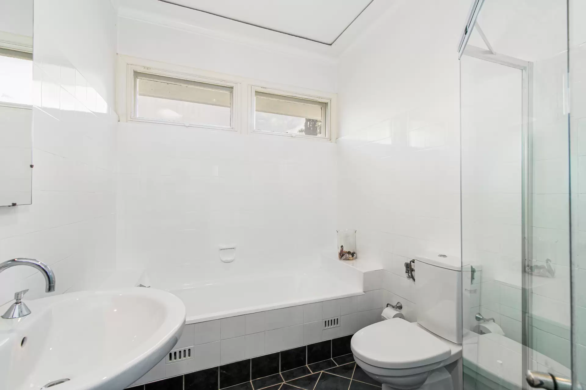 163 Kissing Point Road, Turramurra Sold by The Marshall Group - image 10