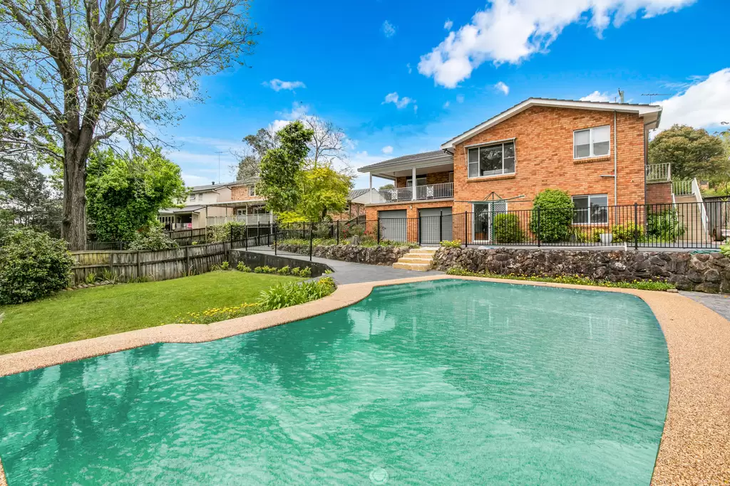 168 Grosvenor Street, Wahroonga Sold by The Marshall Group