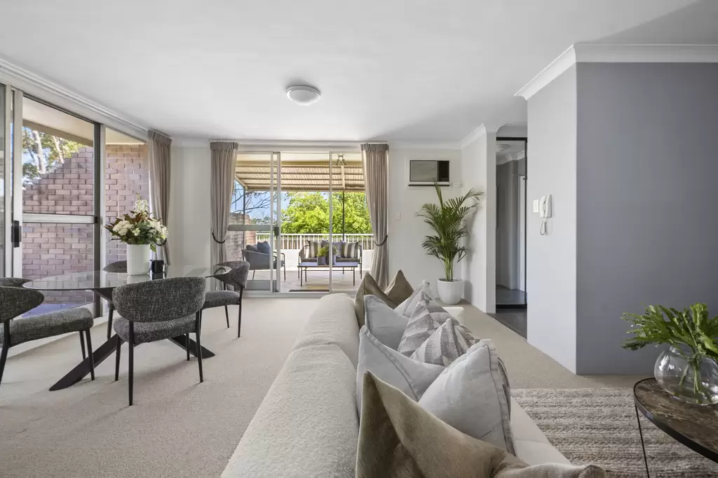 10/246-250 Pacific Highway, Lindfield Sold by The Marshall Group