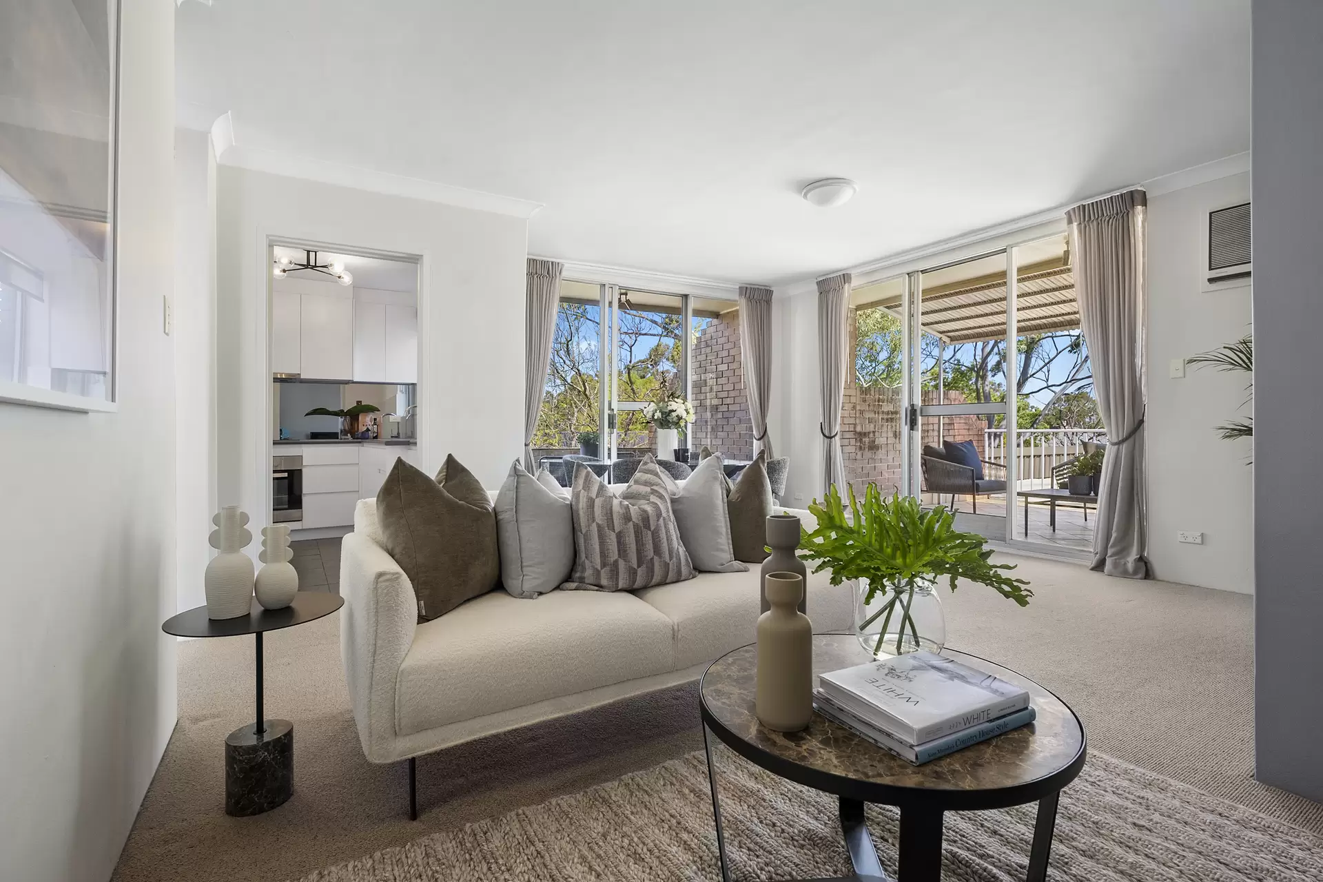 10/246-250 Pacific Highway, Lindfield Sold by The Marshall Group - image 2