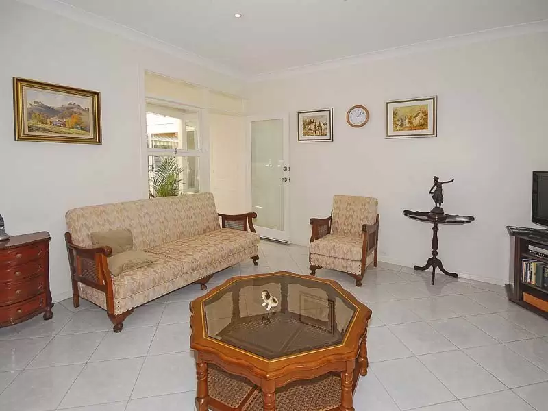 1 Sutton Place, St Ives Sold by The Marshall Group - image 8