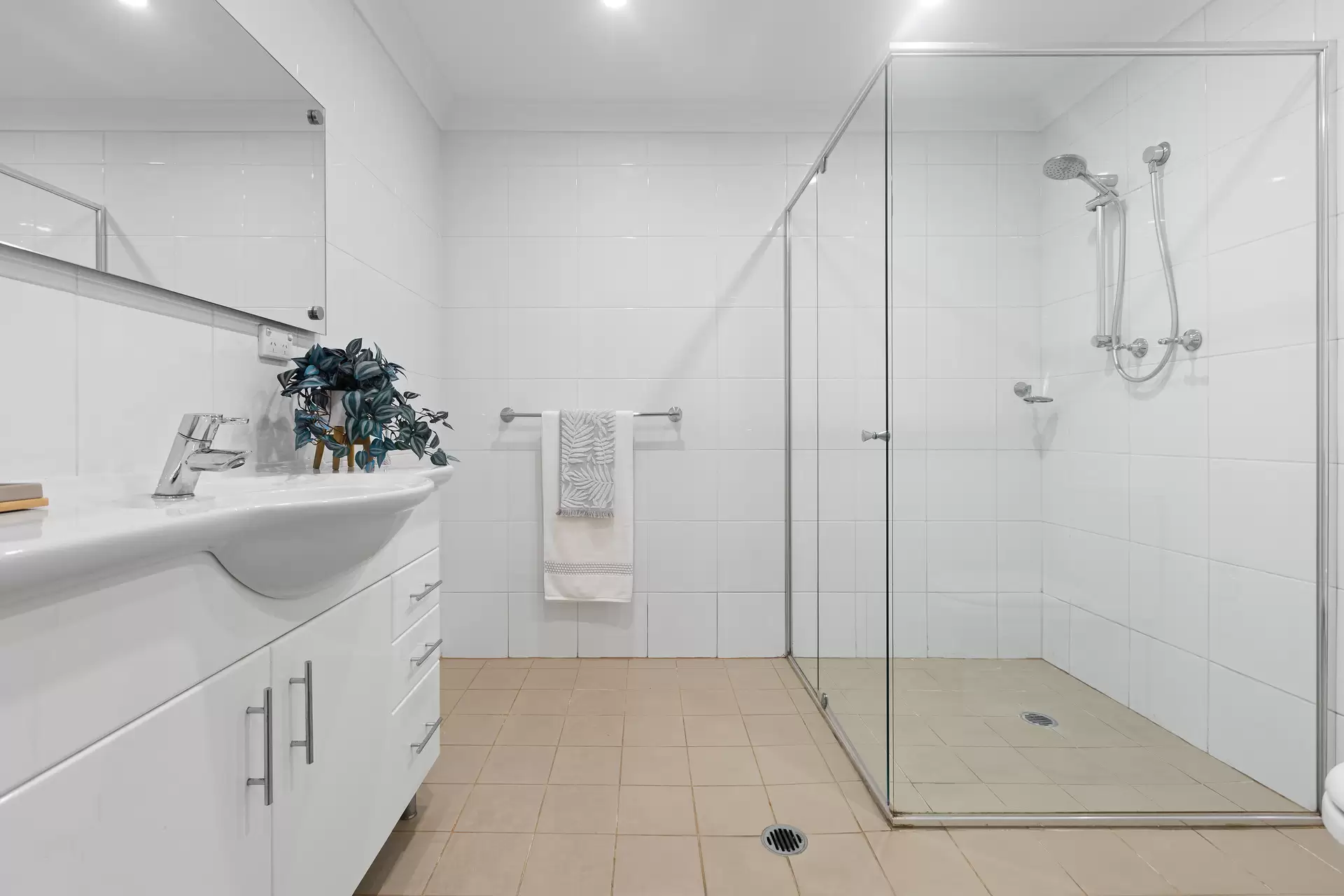 2/105 Junction Road, Wahroonga Sold by The Marshall Group - image 6