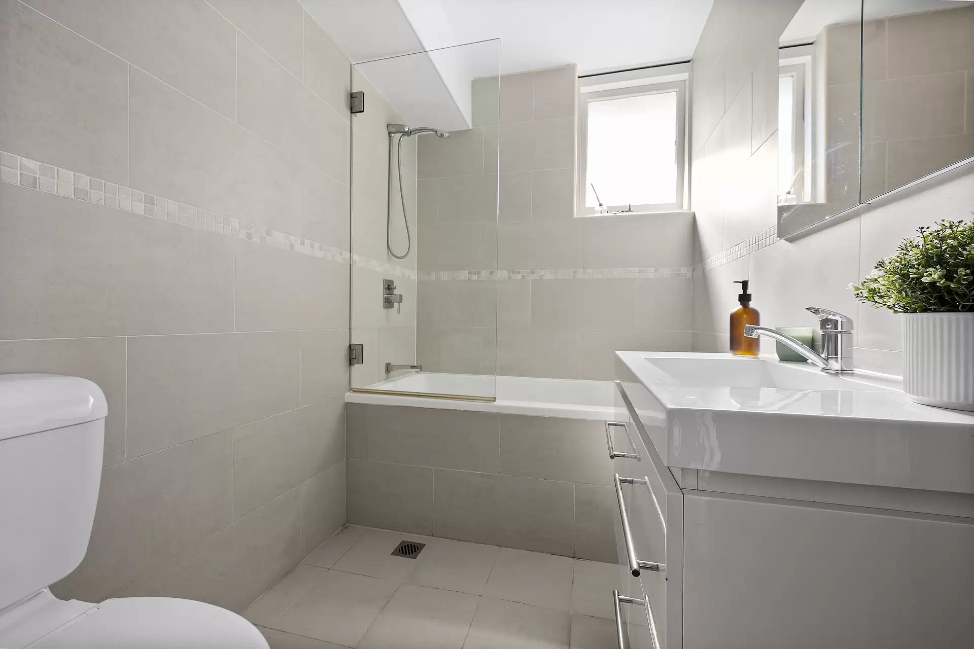 19/276-278 Pacific Highway, Greenwich Sold by The Marshall Group - image 9