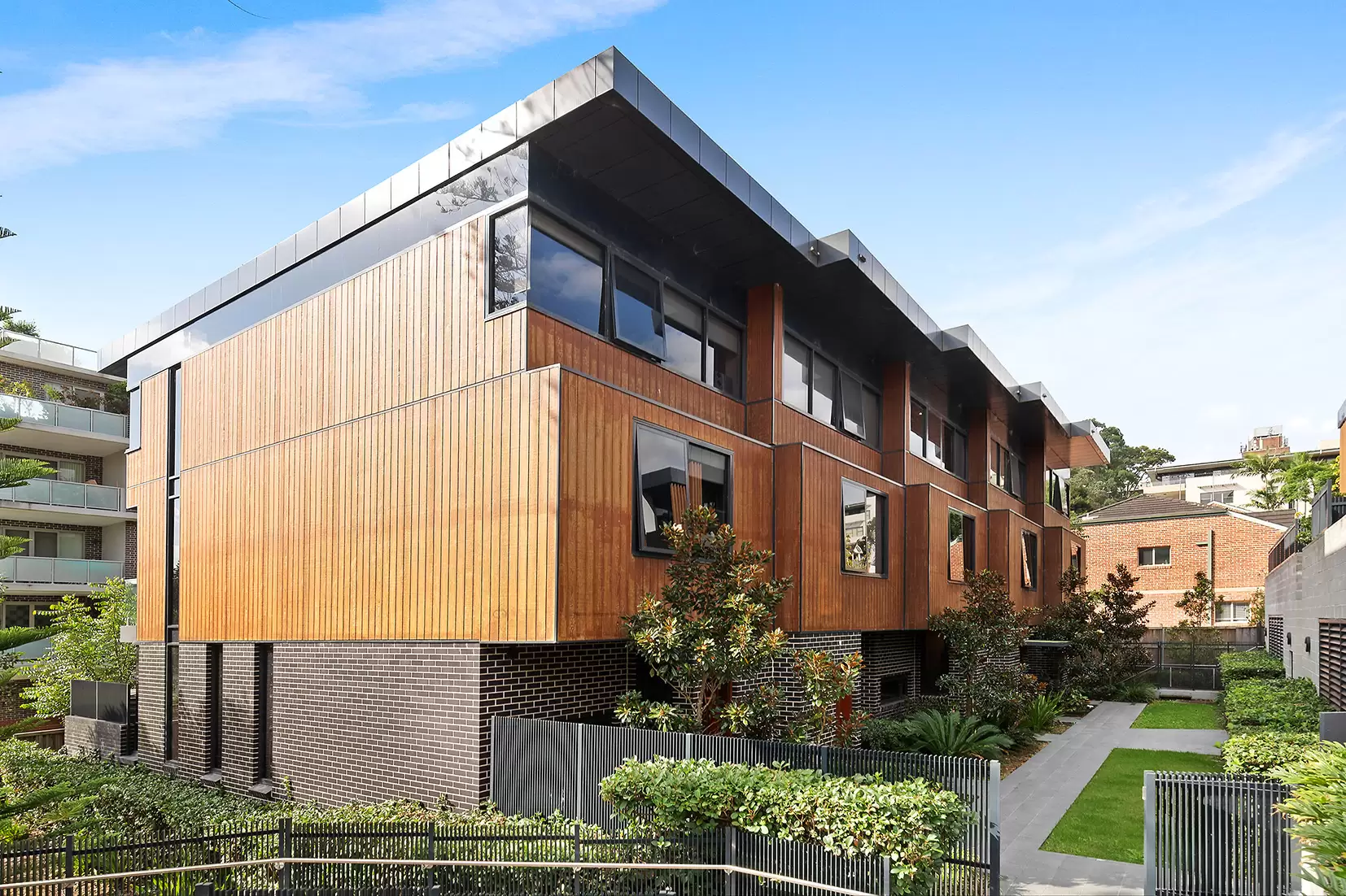 3/29-31 Moree Street, Gordon Sold by The Marshall Group - image 1