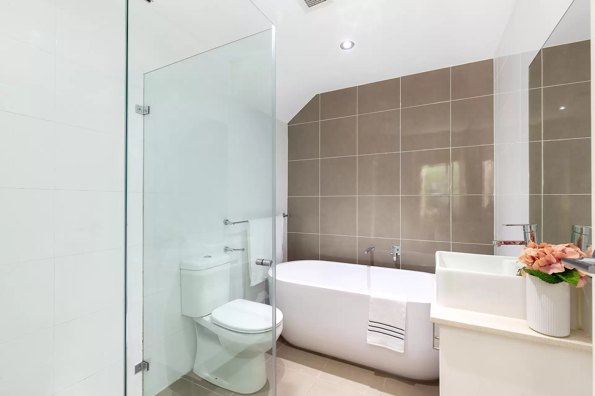 46/36-40 Culworth Avenue, Killara Sold by The Marshall Group - image 6