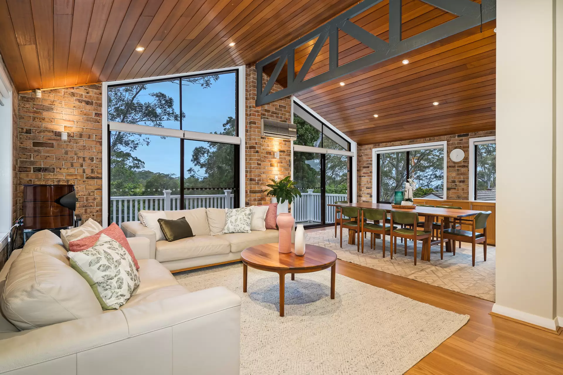 15 Finlay Road, Warrawee Sold by The Marshall Group - image 4