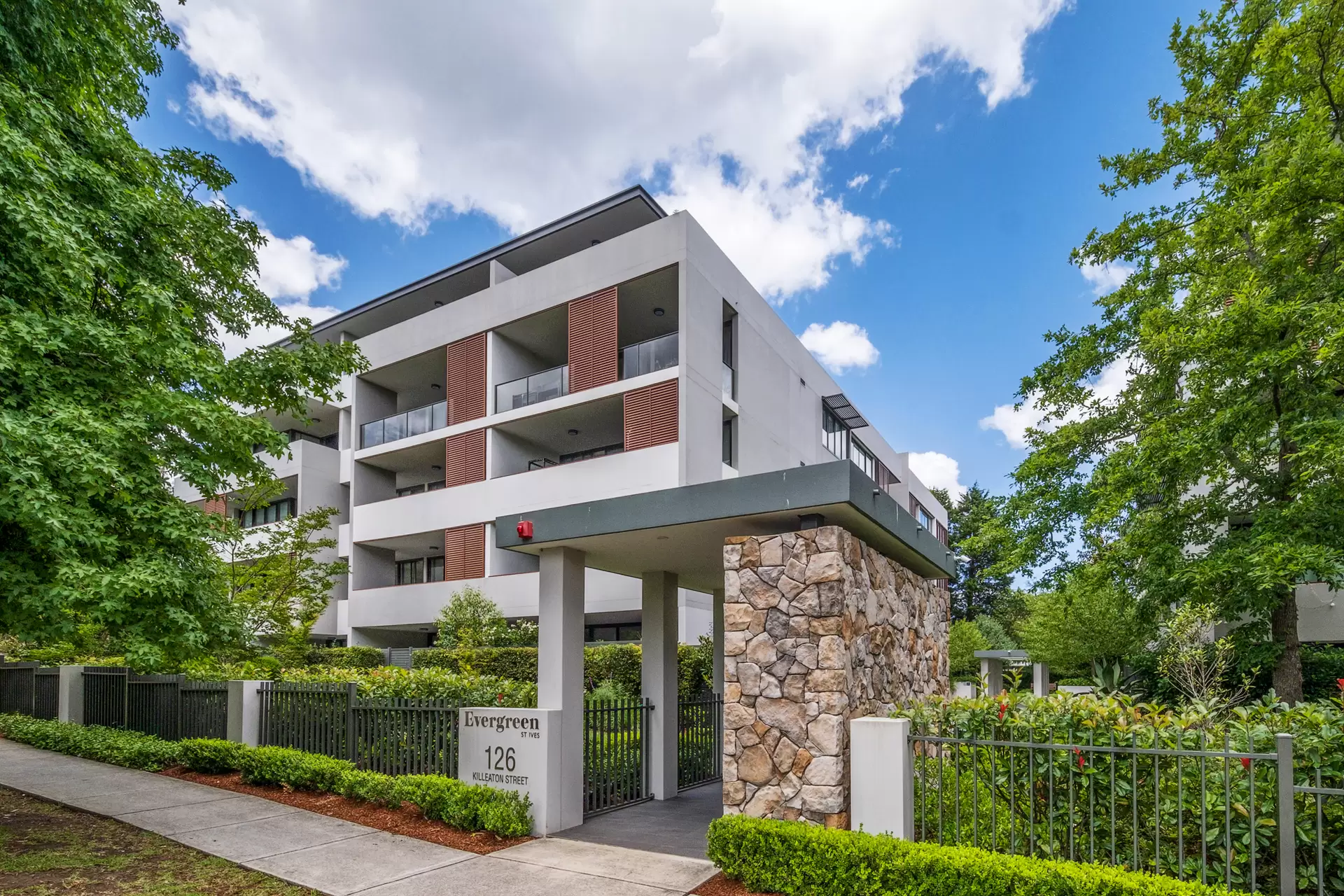 406/126 Killeaton Street, St Ives Sold by The Marshall Group - image 2