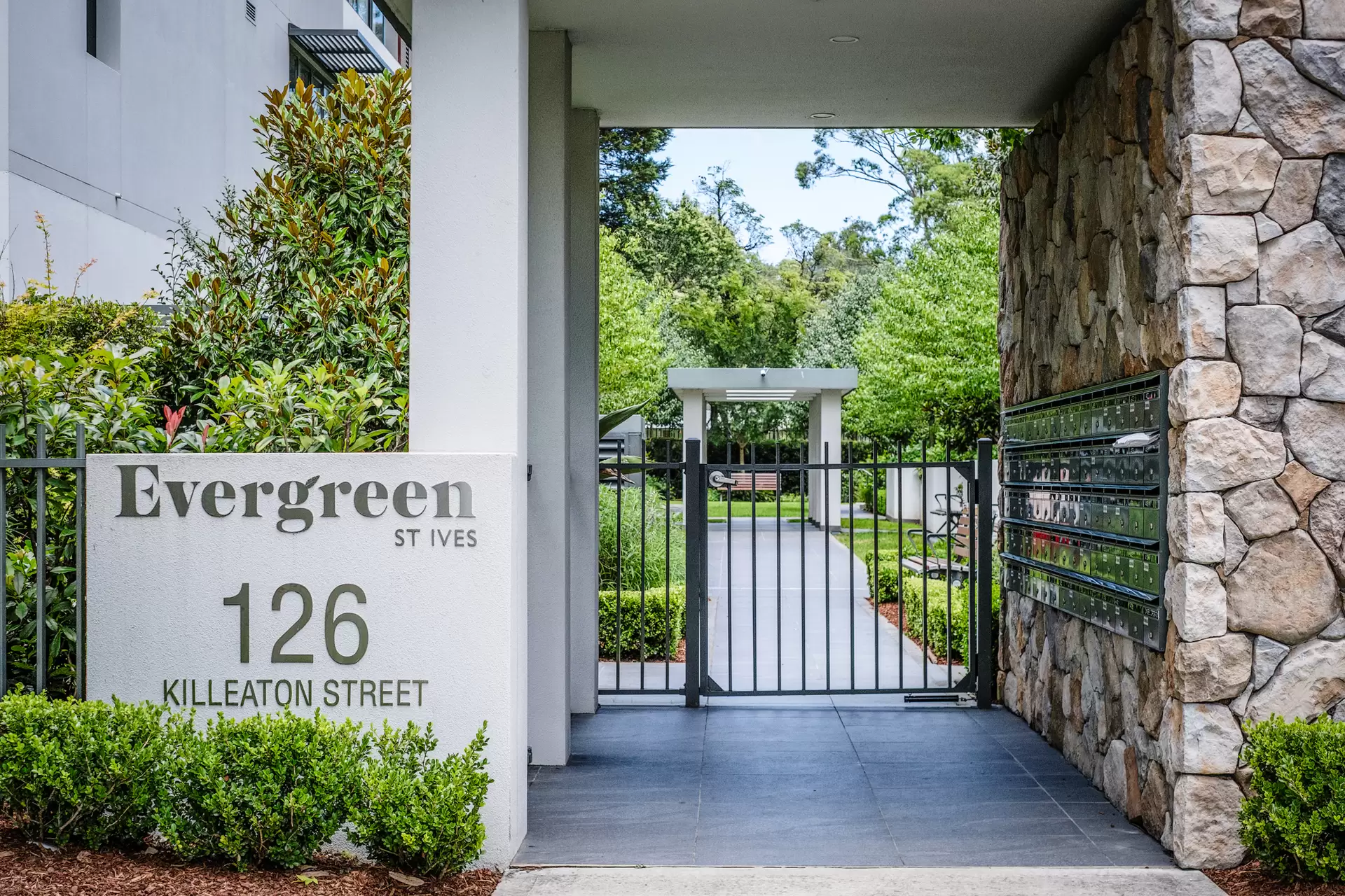 406/126 Killeaton Street, St Ives Sold by The Marshall Group - image 3