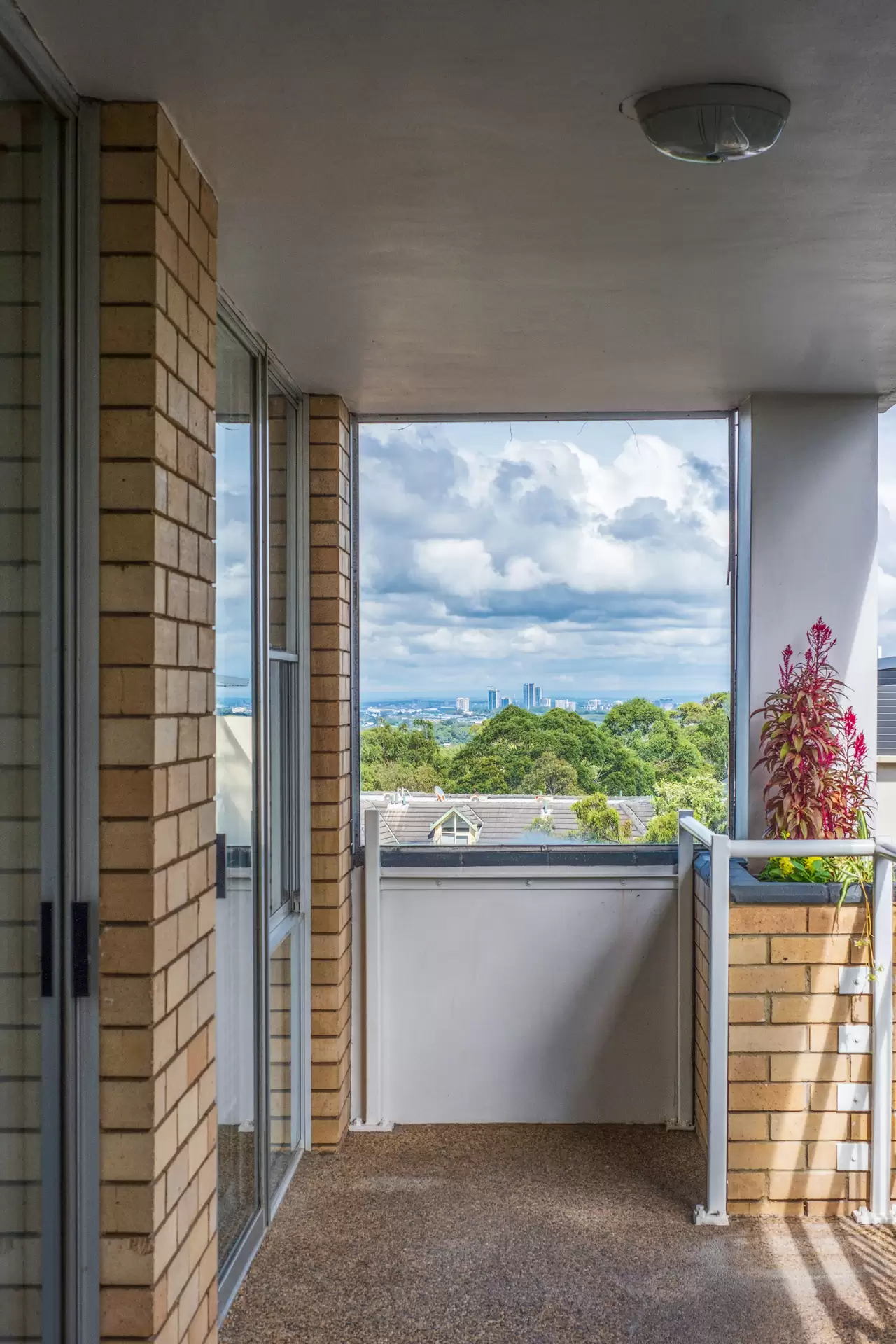 33/8-14 Ellis Street, Chatswood Sold by The Marshall Group - image 1