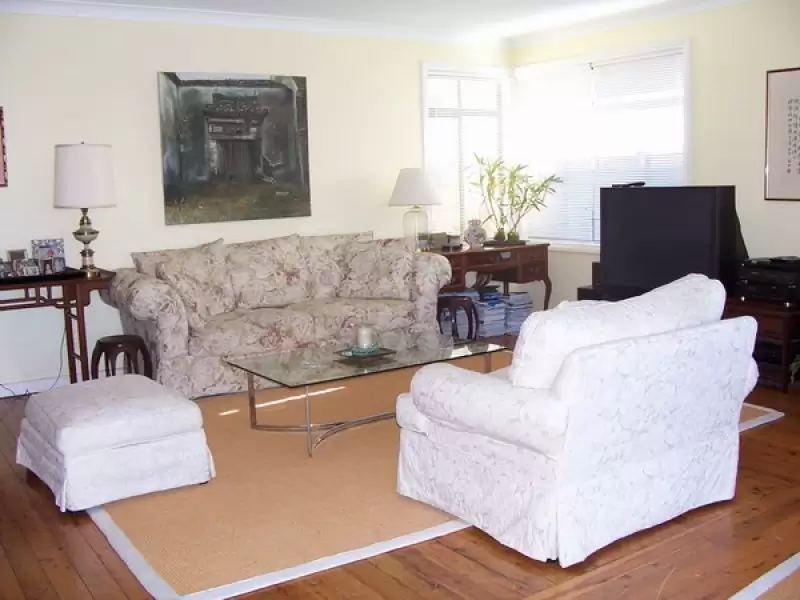 East Lindfield Sold by The Marshall Group - image 4