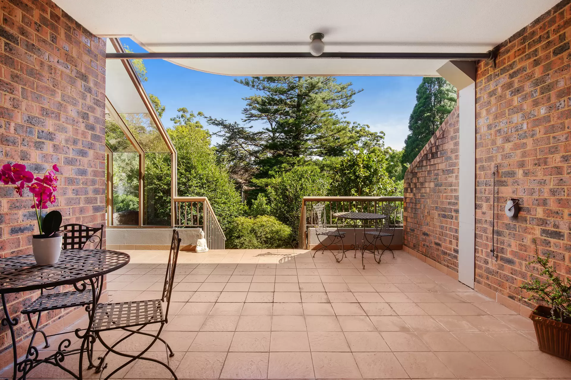 2/14-16 McIntosh Street, Gordon Sold by The Marshall Group - image 2