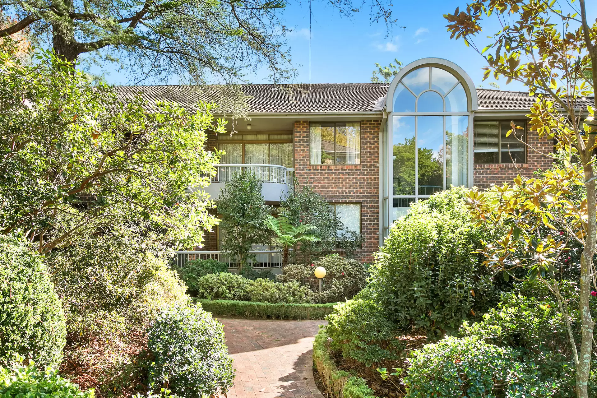 2/14-16 McIntosh Street, Gordon Sold by The Marshall Group - image 1