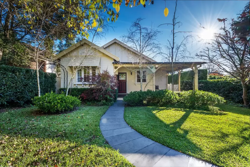 32 Westbrook Avenue, Wahroonga Sold by The Marshall Group