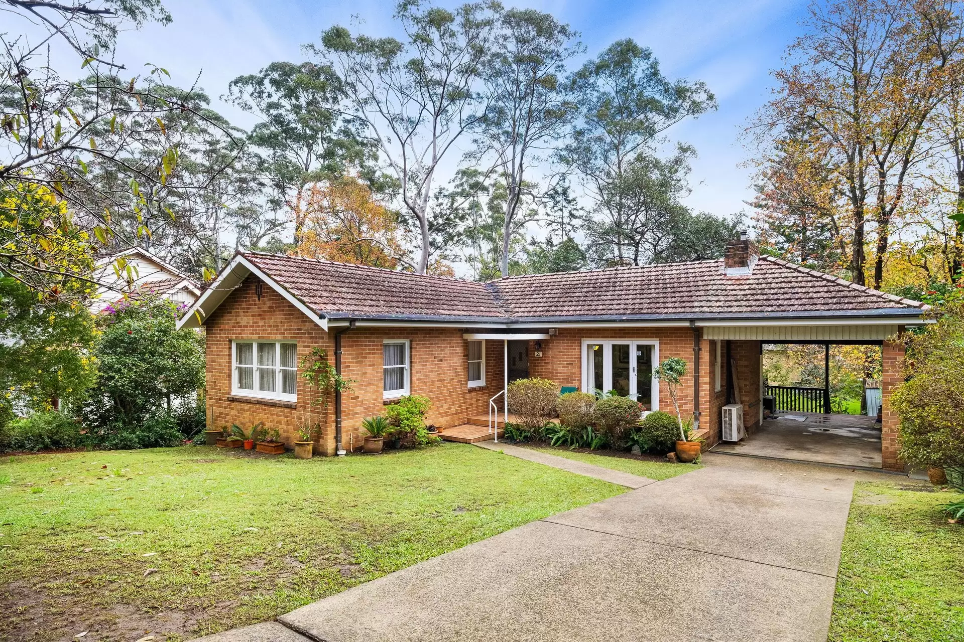 21 Exeter Road, Wahroonga Sold by The Marshall Group - image 1