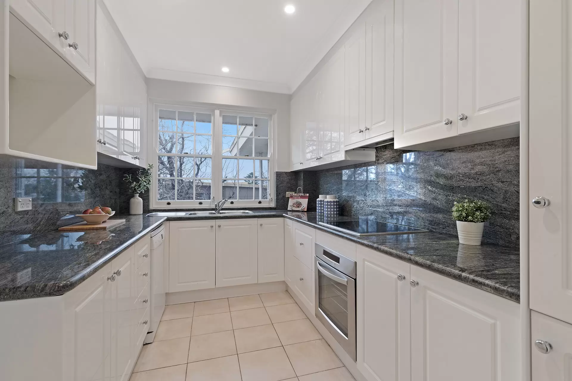 13/635 Pacific Highway, Killara Sold by The Marshall Group - image 2