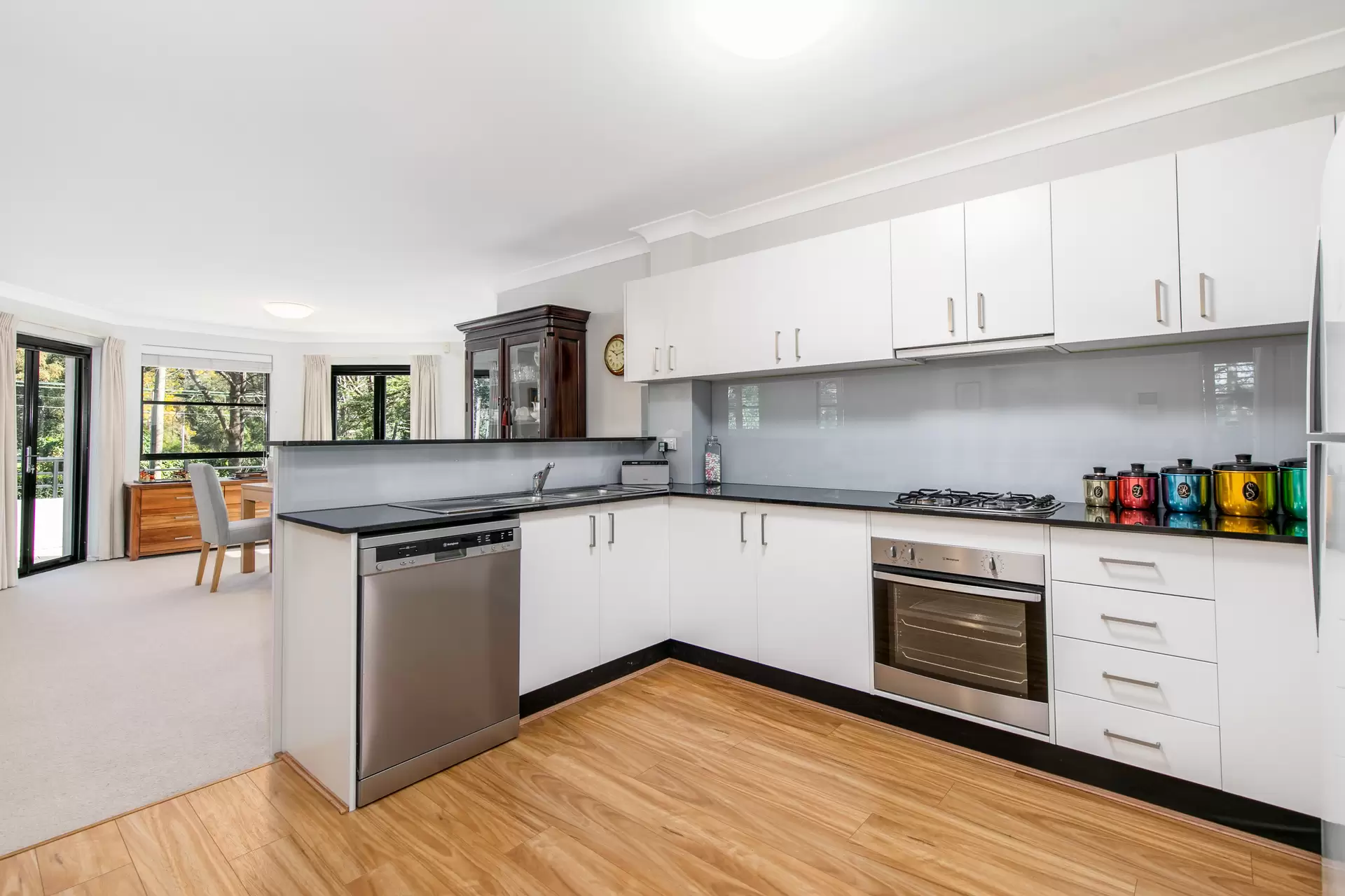 7/117 Junction Lane, Wahroonga Sold by The Marshall Group - image 3