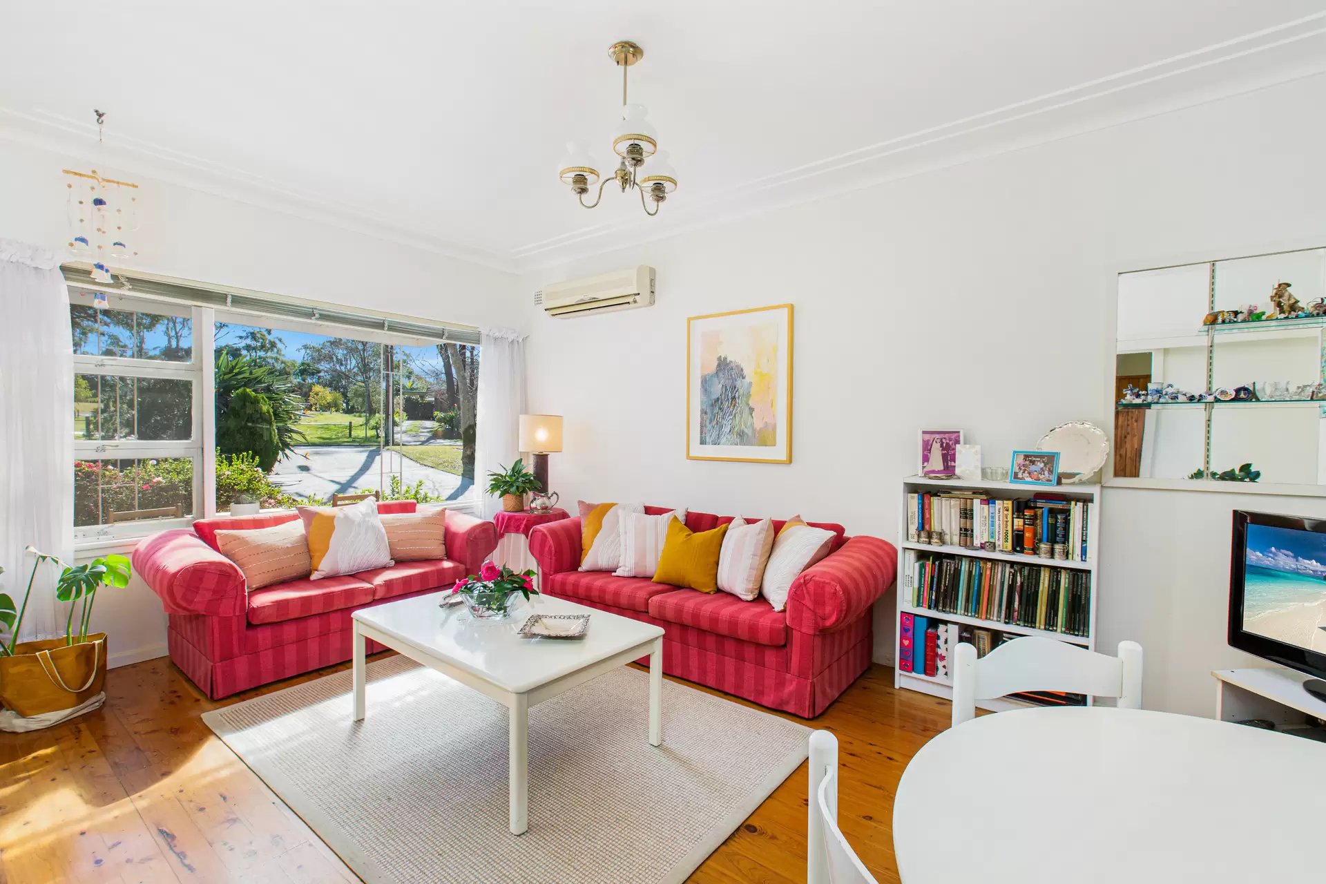 23 Meredith Avenue, Hornsby Heights Sold by The Marshall Group - image 4