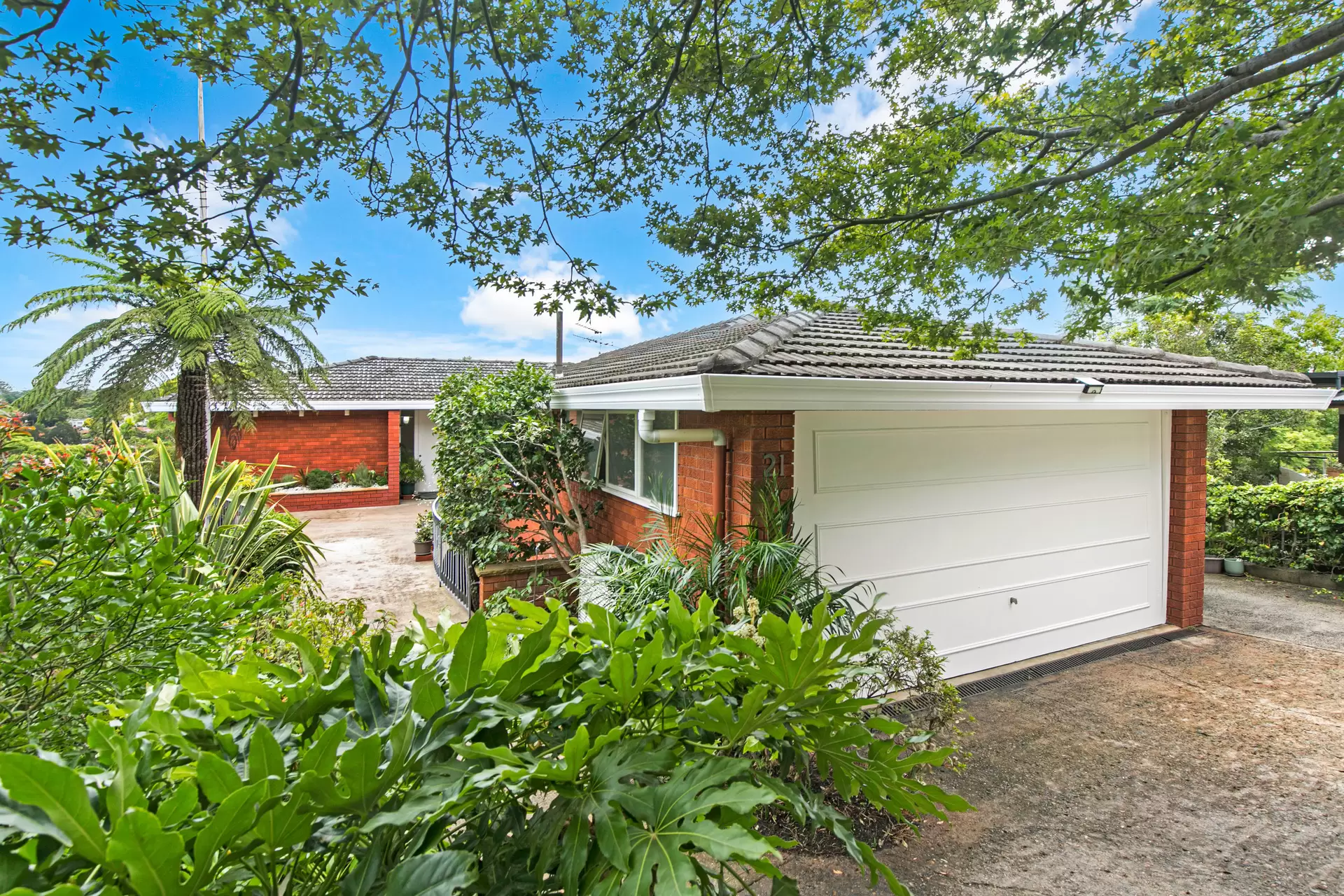21 Forrest Avenue, Wahroonga Sold by The Marshall Group - image 1