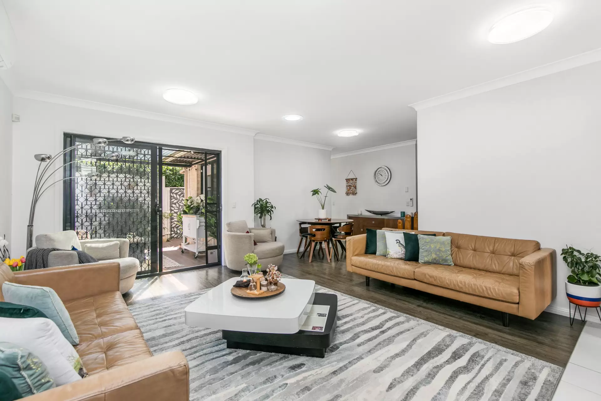 2/20-22 Palmerston Road, Waitara Sold by The Marshall Group - image 2