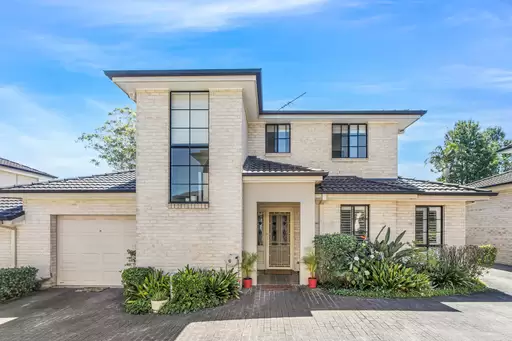 2/20-22 Palmerston Road, Waitara Sold by The Marshall Group
