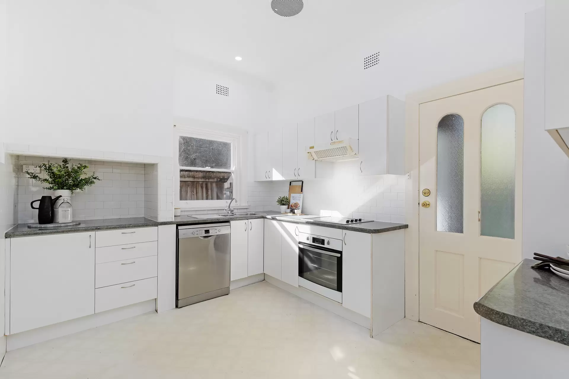 97 Tryon Road, East Lindfield Sold by The Marshall Group - image 3