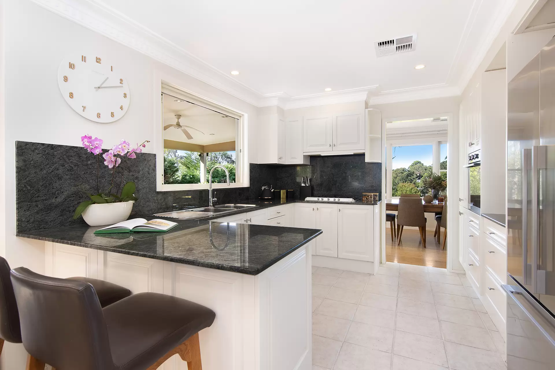 14 Daly Avenue, Wahroonga Sold by The Marshall Group - image 6