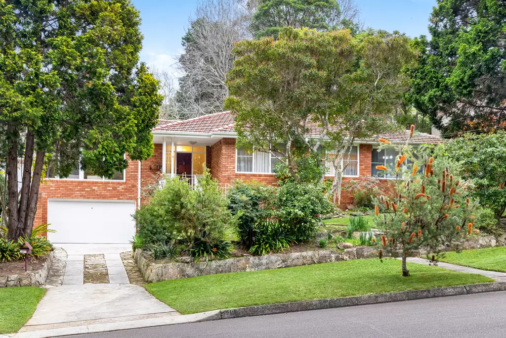 19 Lynbara Avenue, St Ives Sold by The Marshall Group